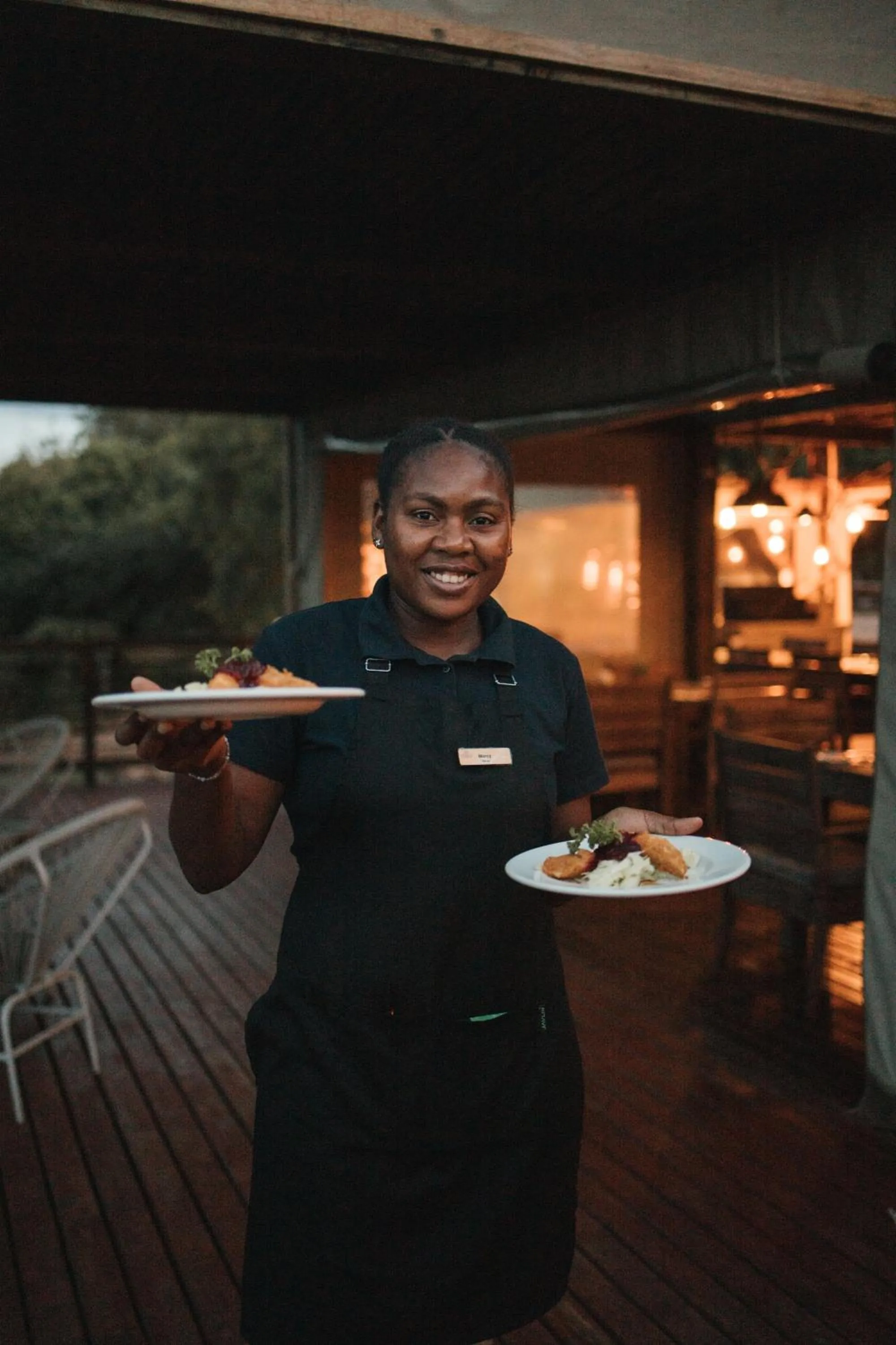 Restaurant/places to eat in Ndhula Luxury Tented Lodge