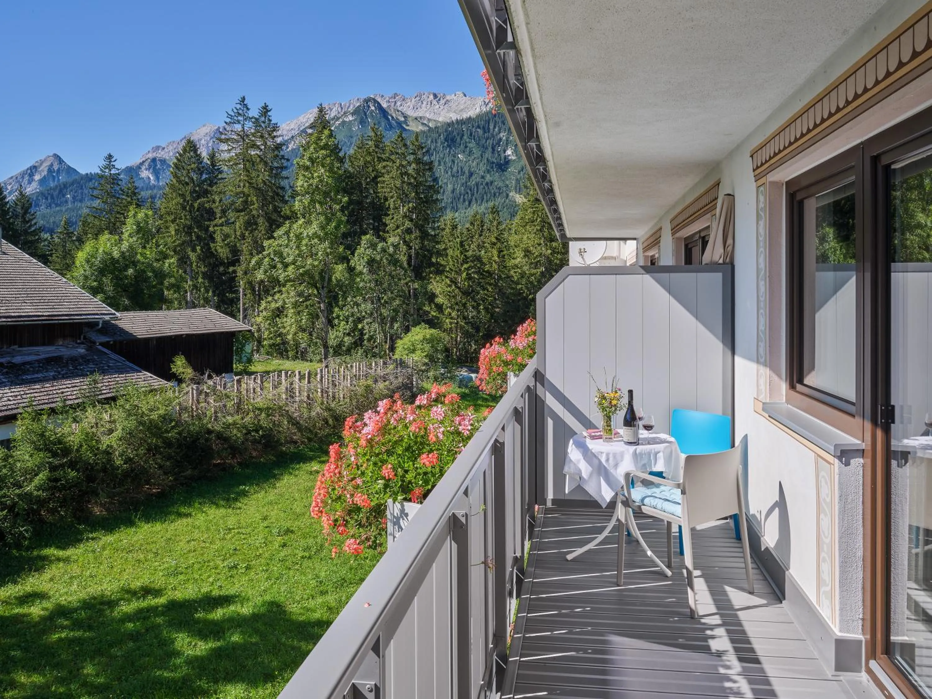 Balcony/Terrace in Design Apartments & Zimmer - Zugspitze