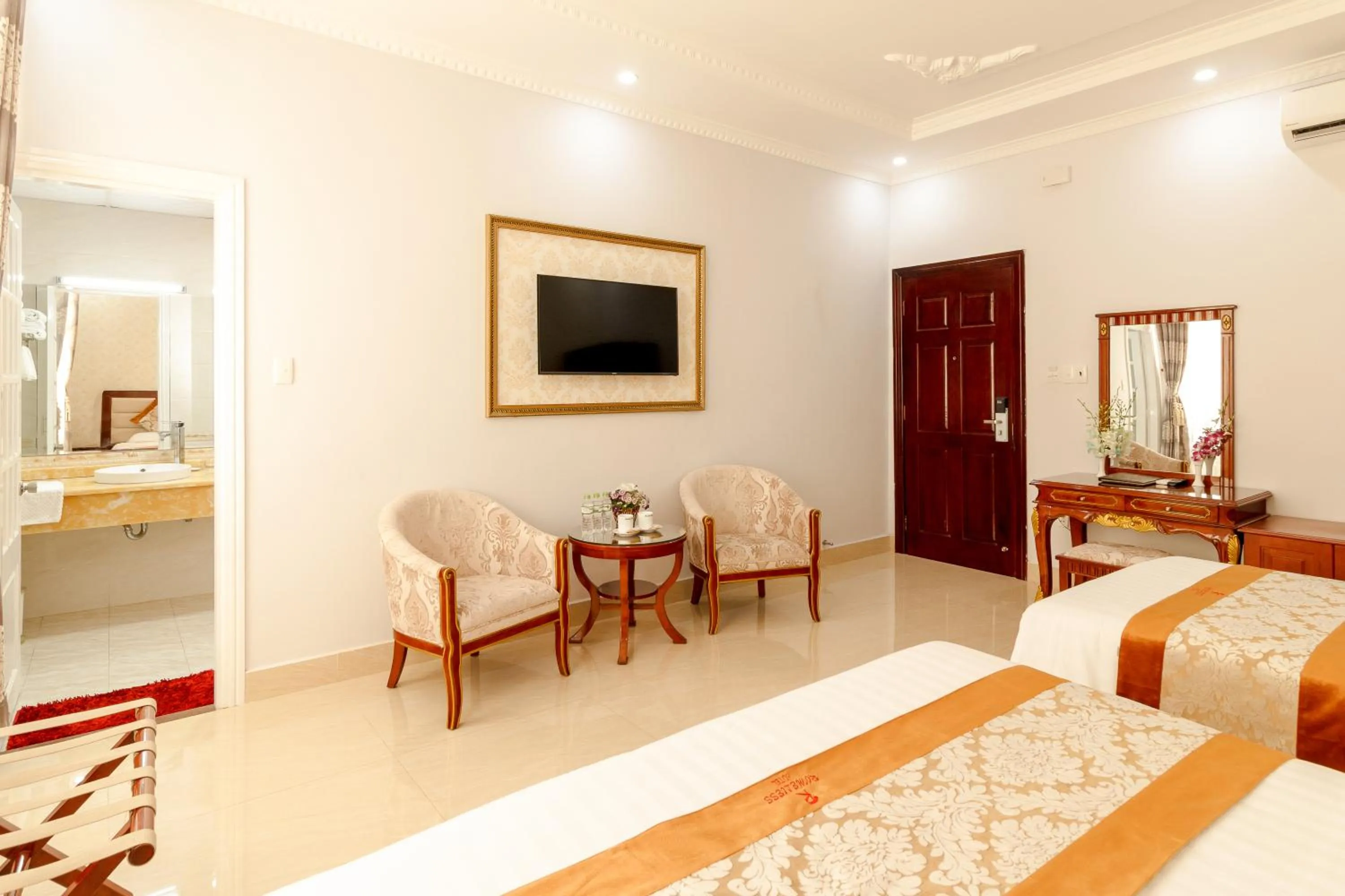 Bed in Romeliess Hotel