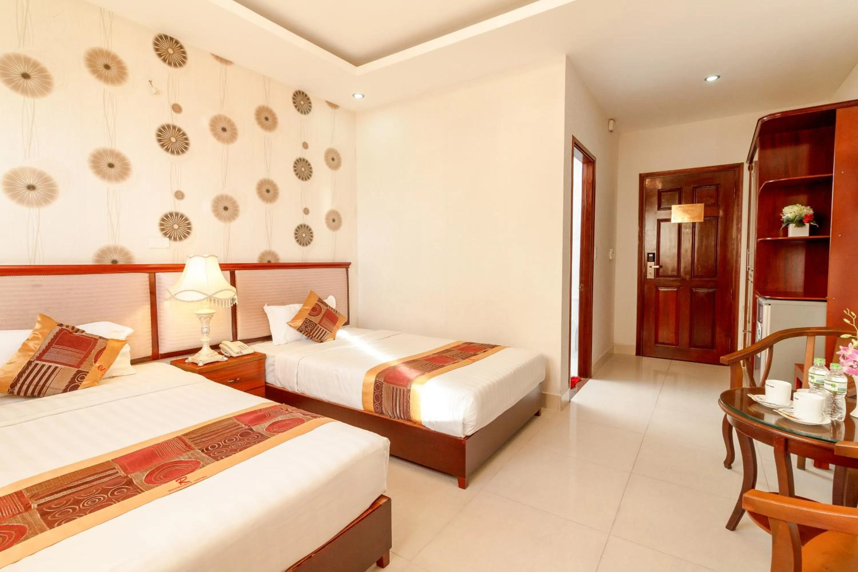 Bed in Romeliess Hotel