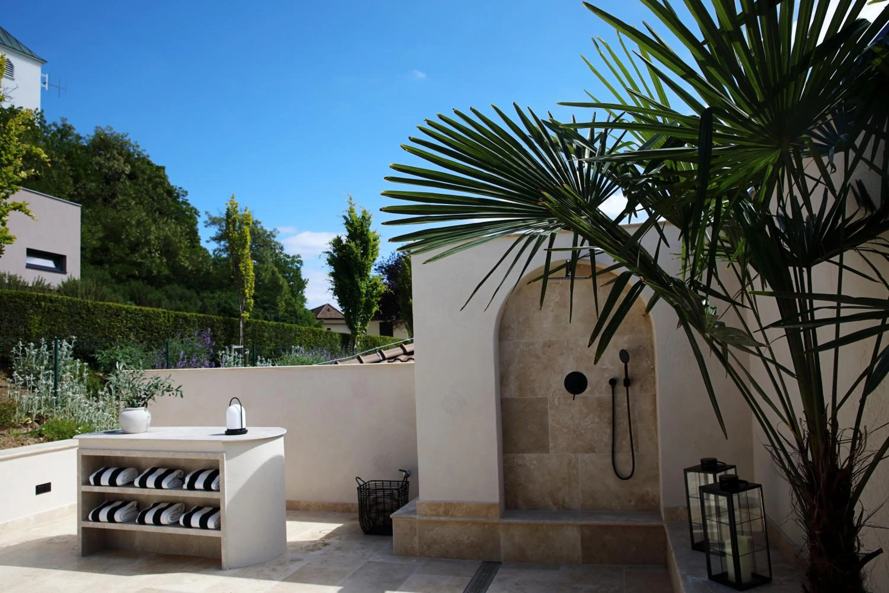 Shower in Hotel Golden Key, 4 Stars Superior