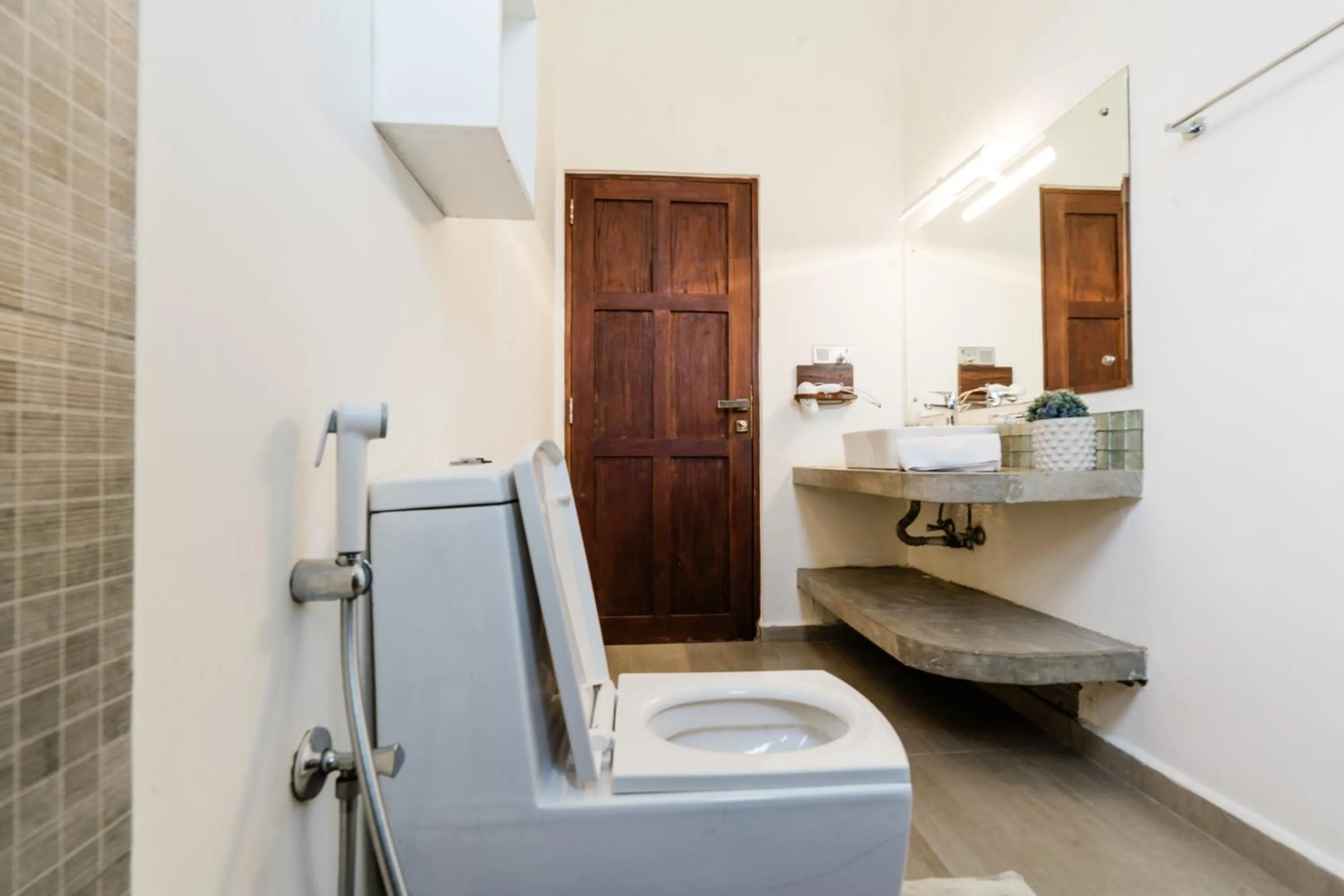 Toilet in The Wind Castle