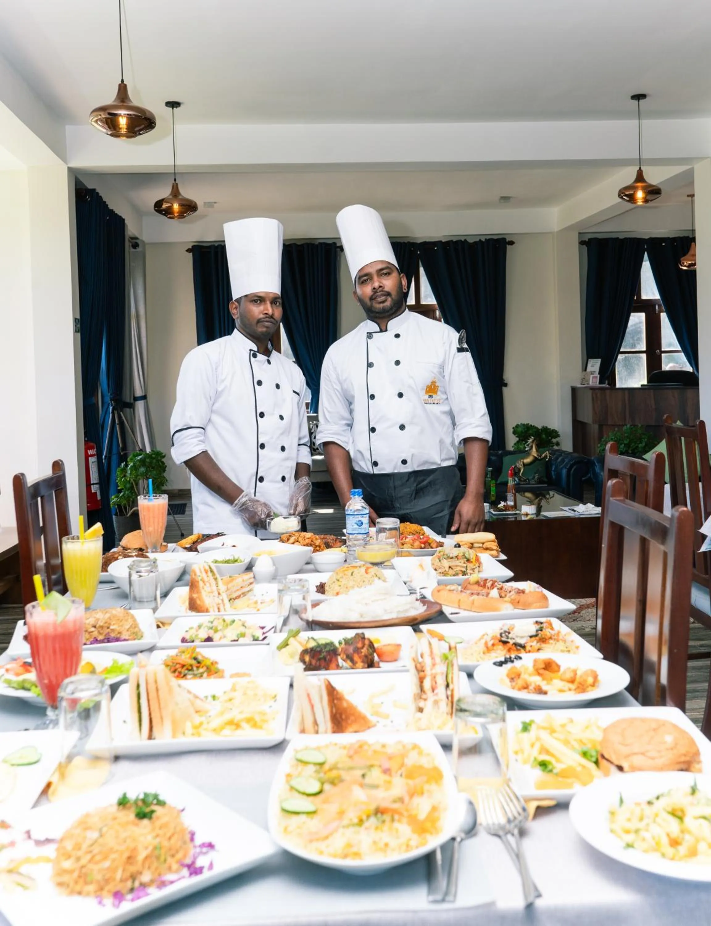 Restaurant/places to eat in The Wind Castle