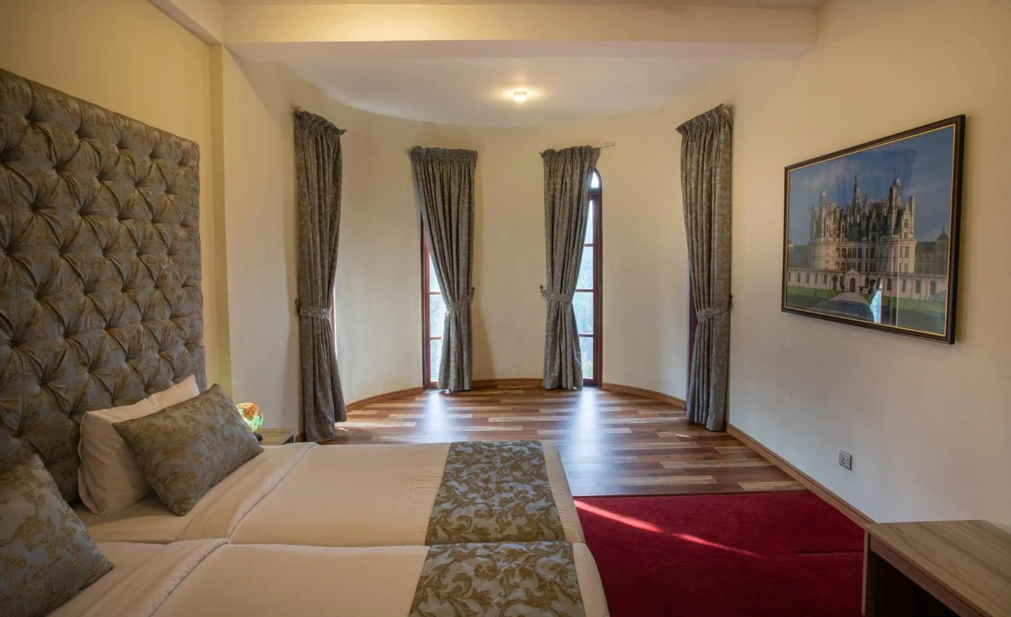 Family, Bed in The Wind Castle