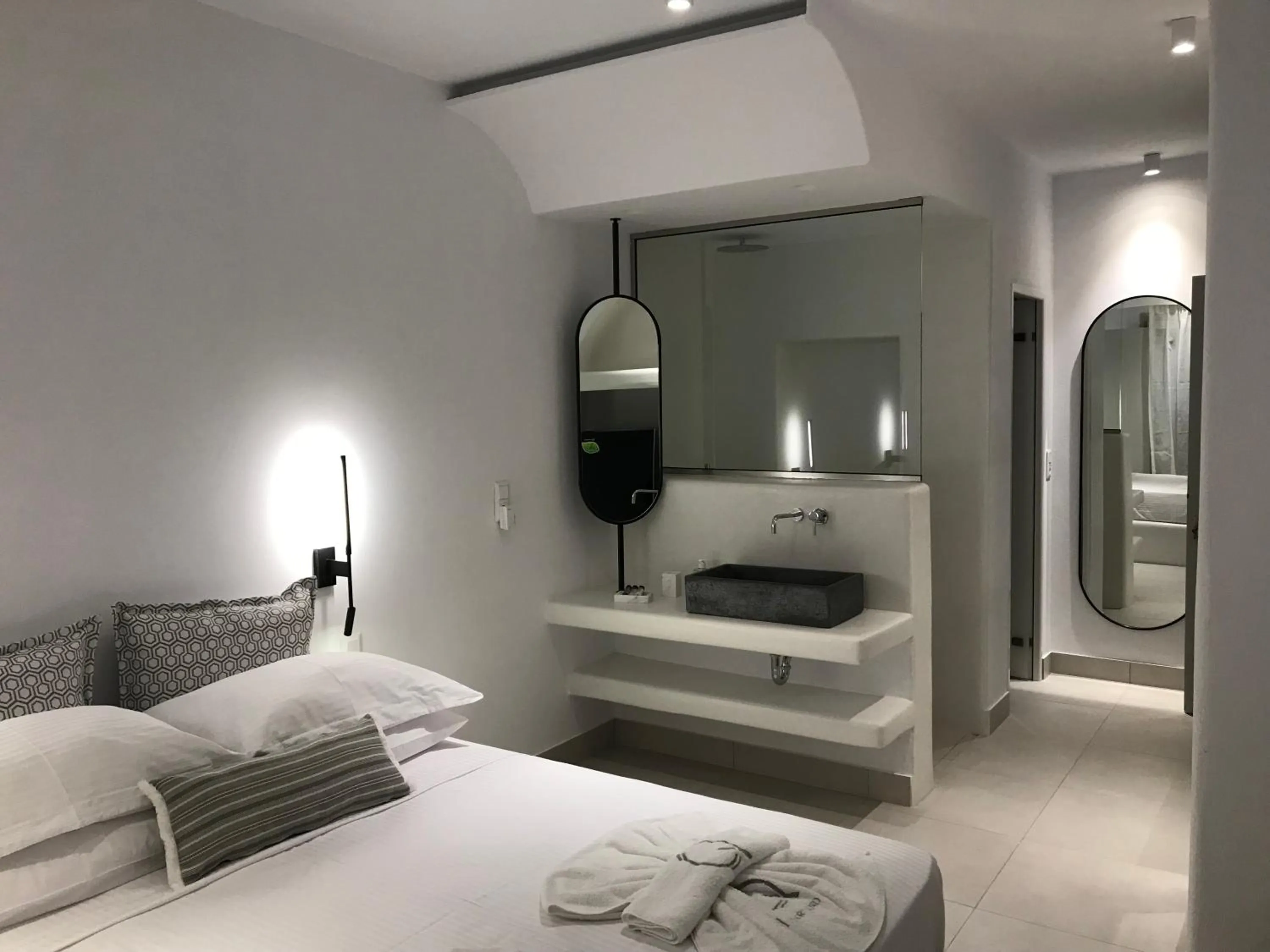 Bed in Quartano Luxury Cycladic Residence, Adults Only (13+)