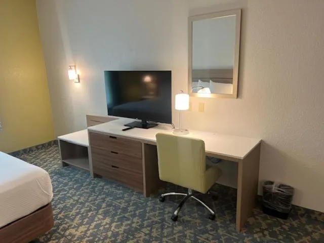 Bed in Best Western Wesley Chapel