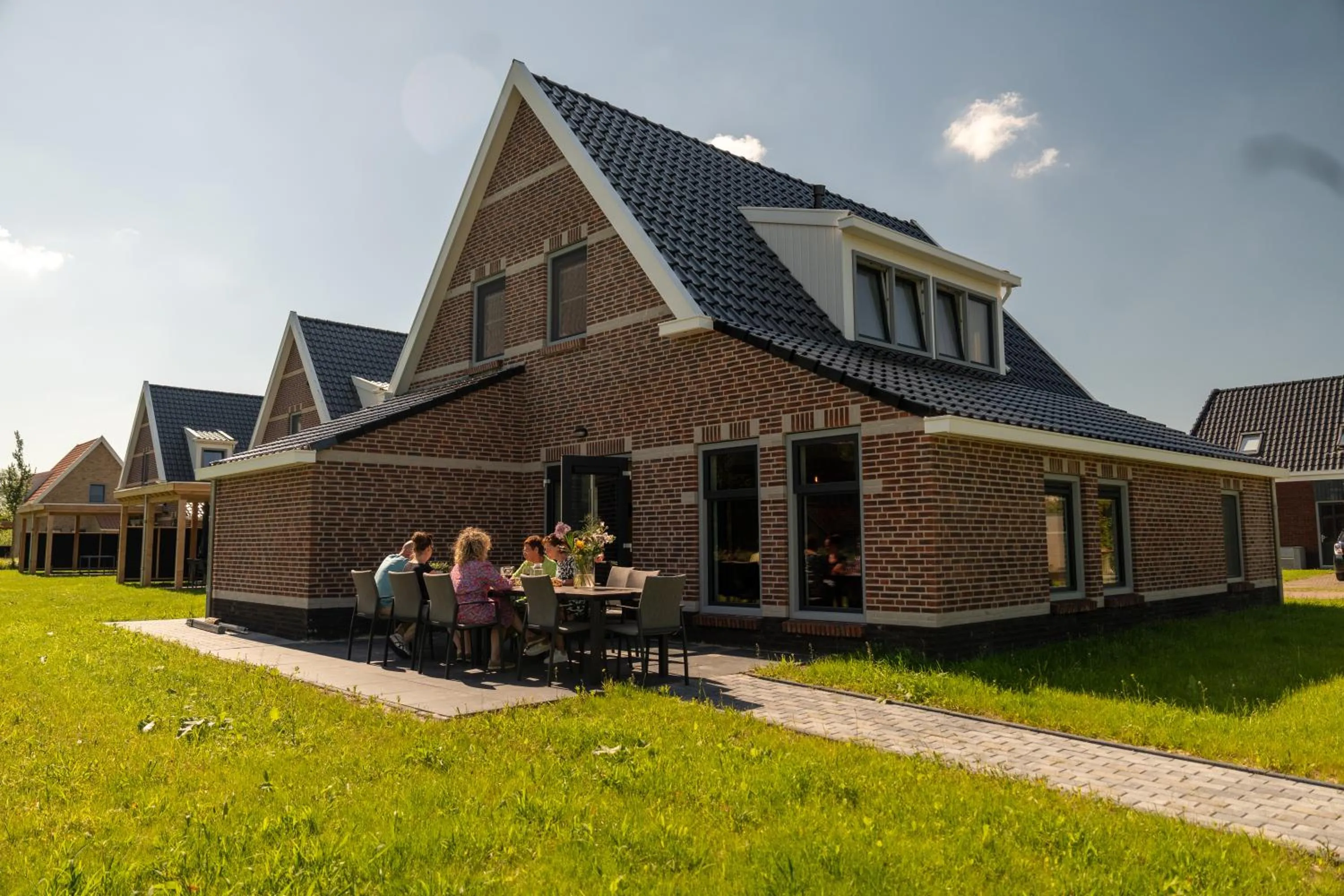 Property building in Waterdorp Burdaard