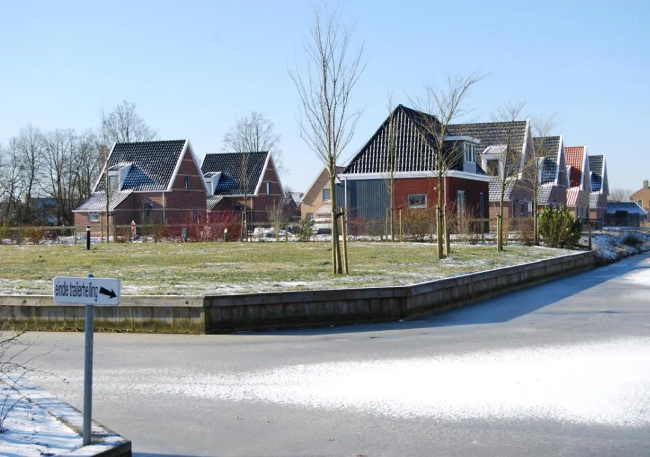 Property building in Waterdorp Burdaard