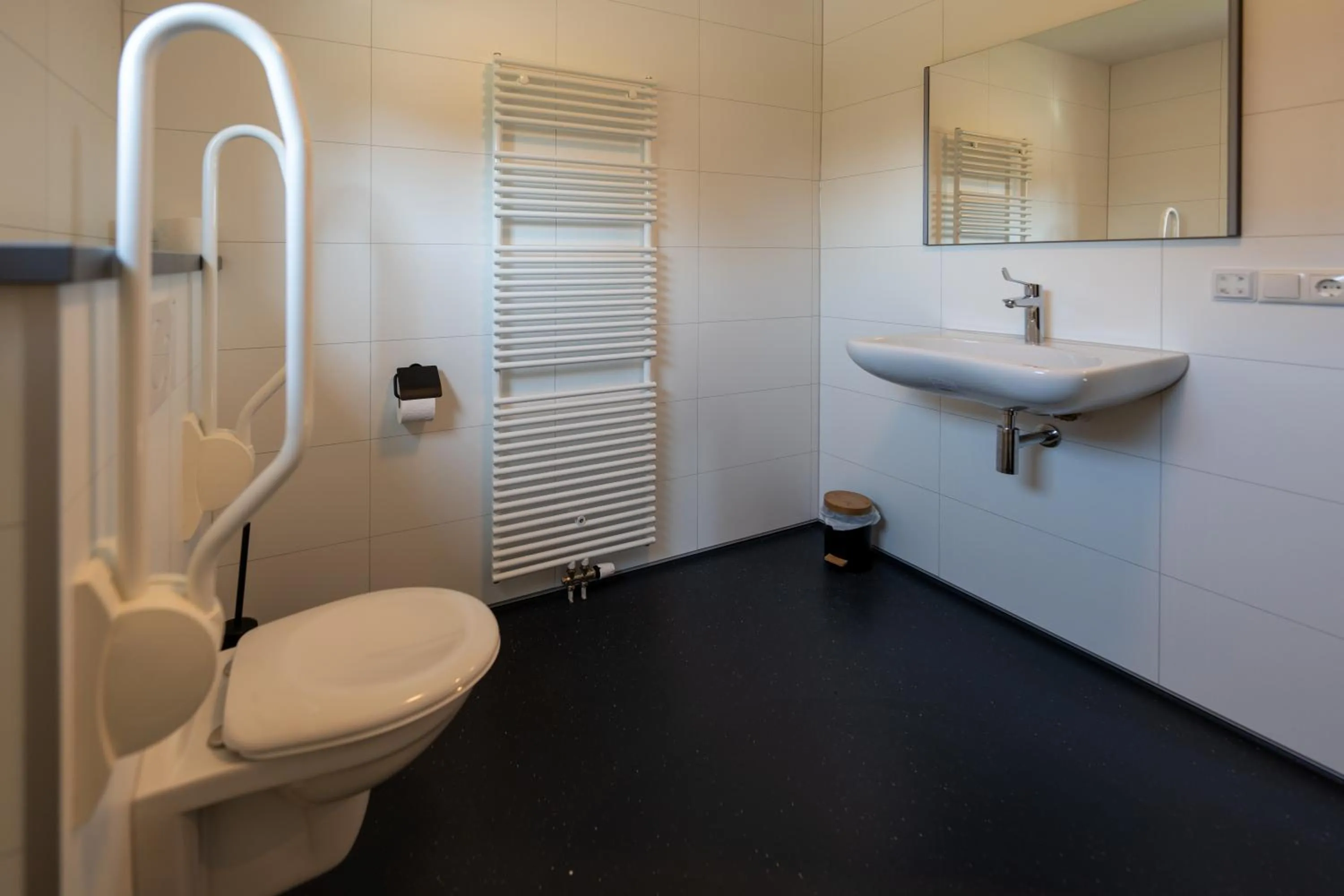 Shower in Waterdorp Burdaard