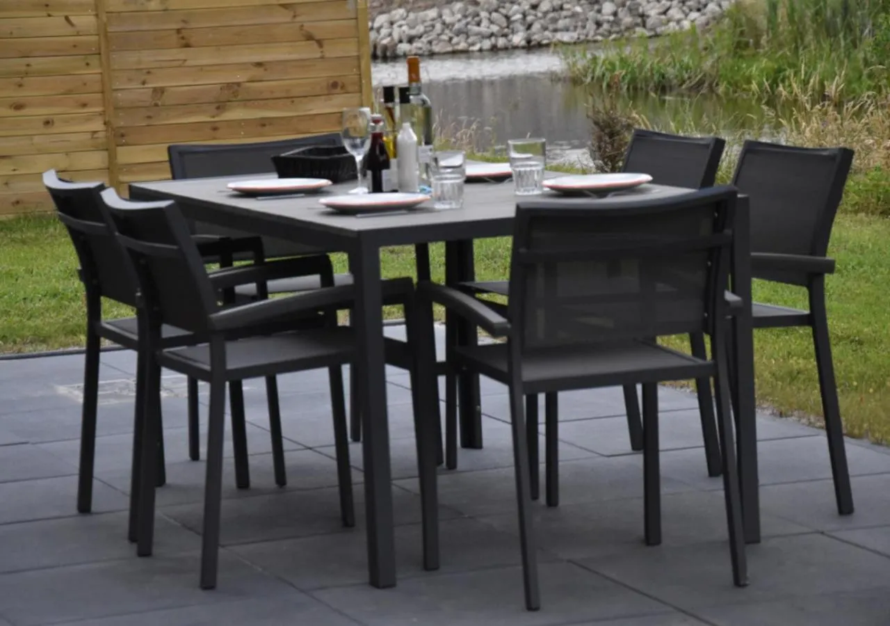 Patio in Waterdorp Burdaard
