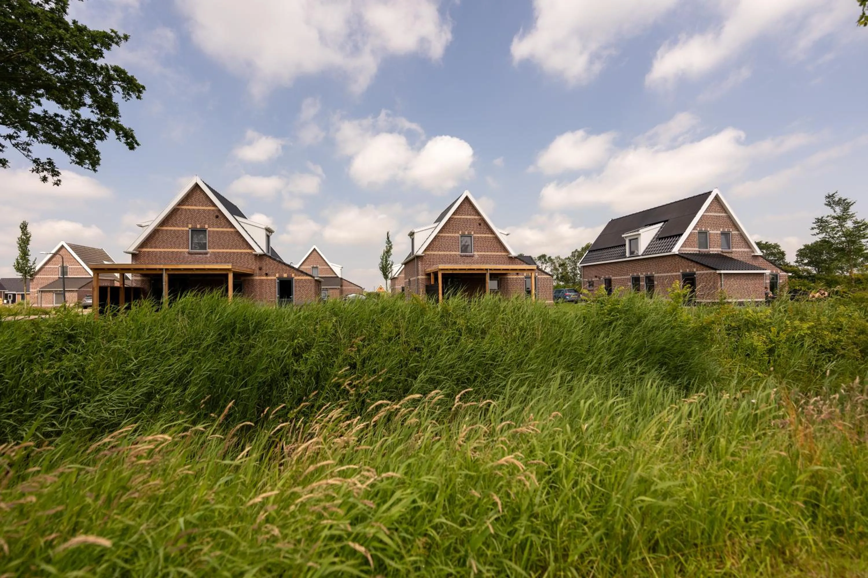 Property building in Waterdorp Burdaard