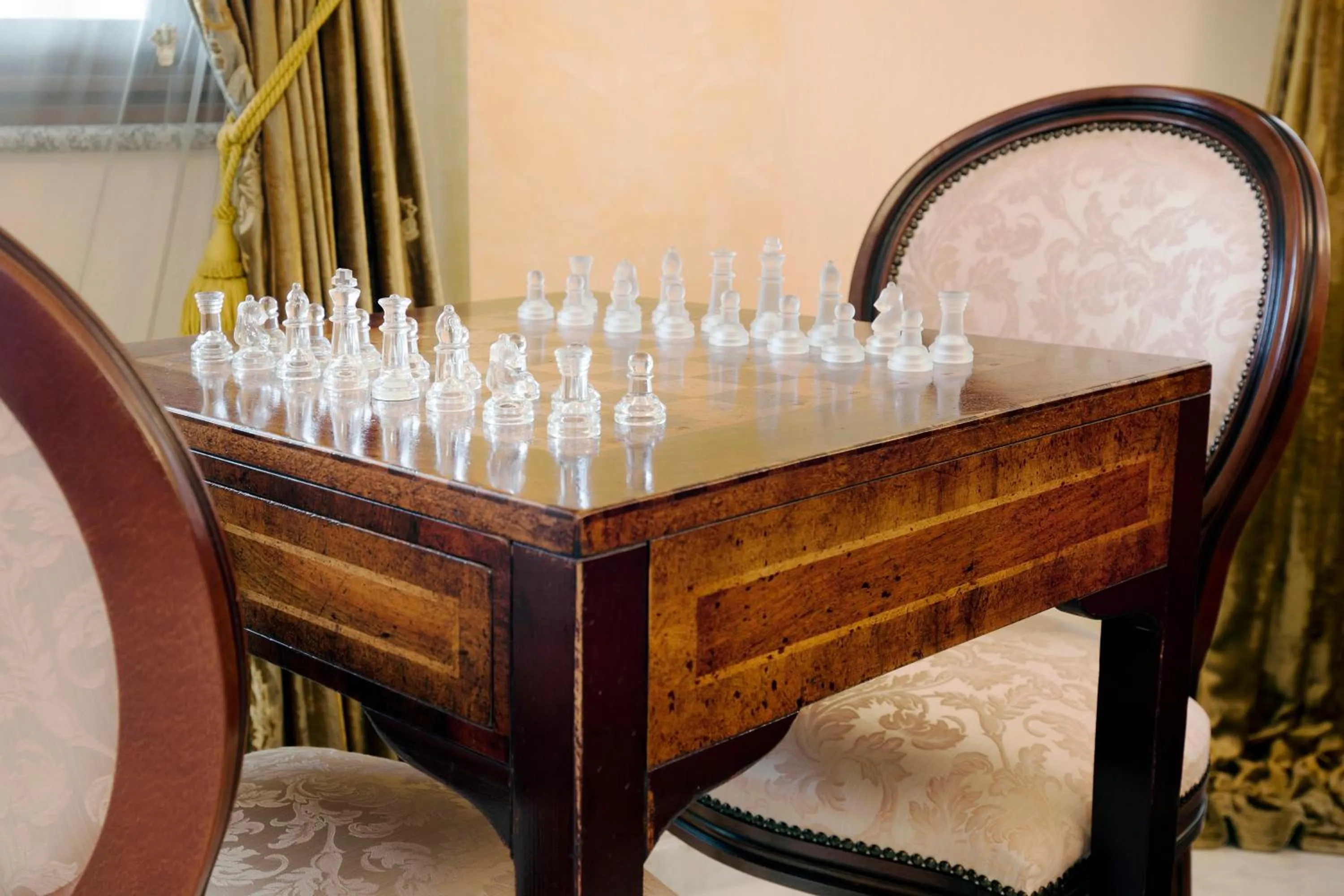 Entertainment in Grand Hotel President