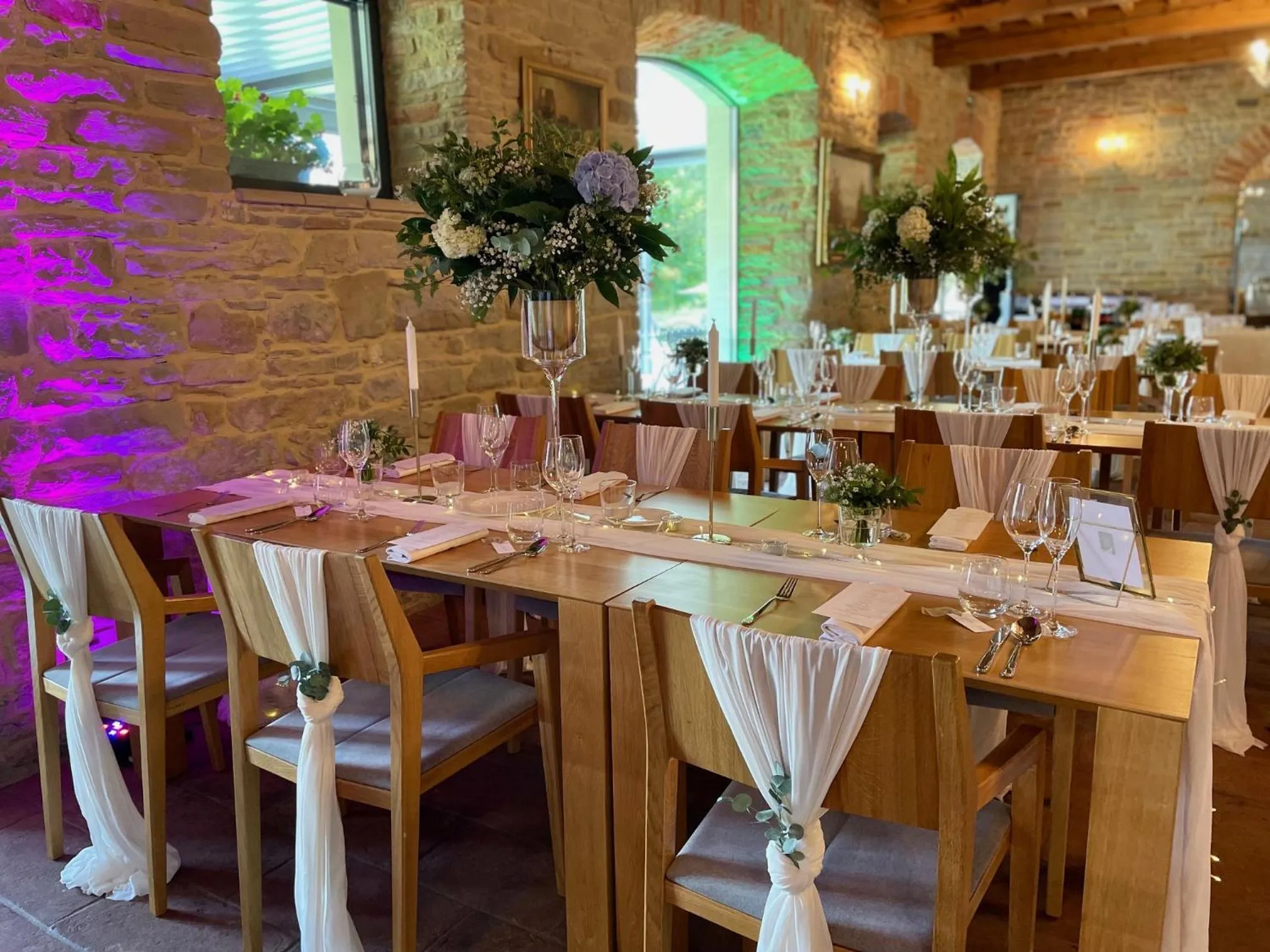 Restaurant/places to eat in Kaštieľ Kubínyi