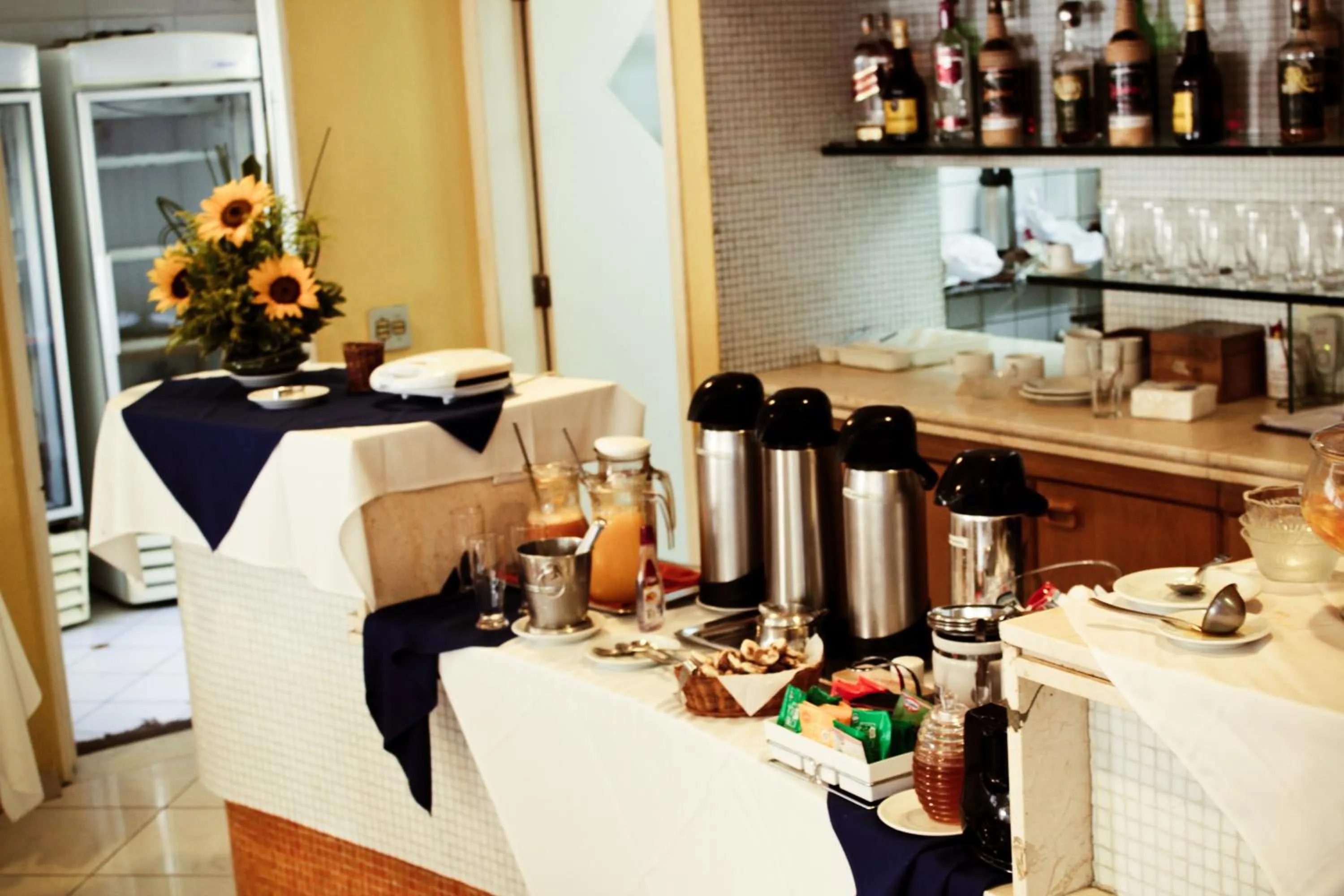 Breakfast in Residencial Bella Vista Suites