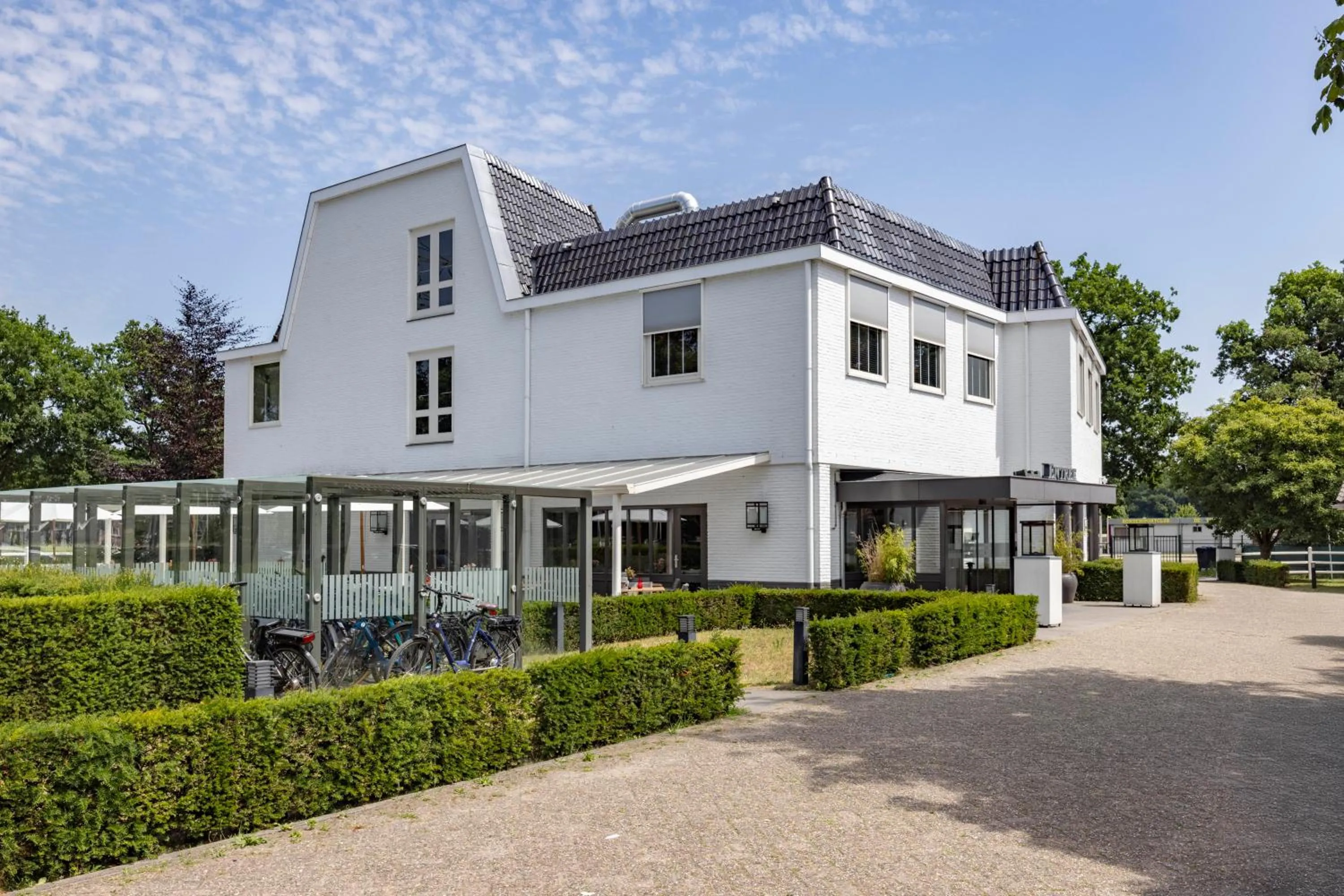 Property building in Fletcher Hotel-Restaurant Het Witte Huis