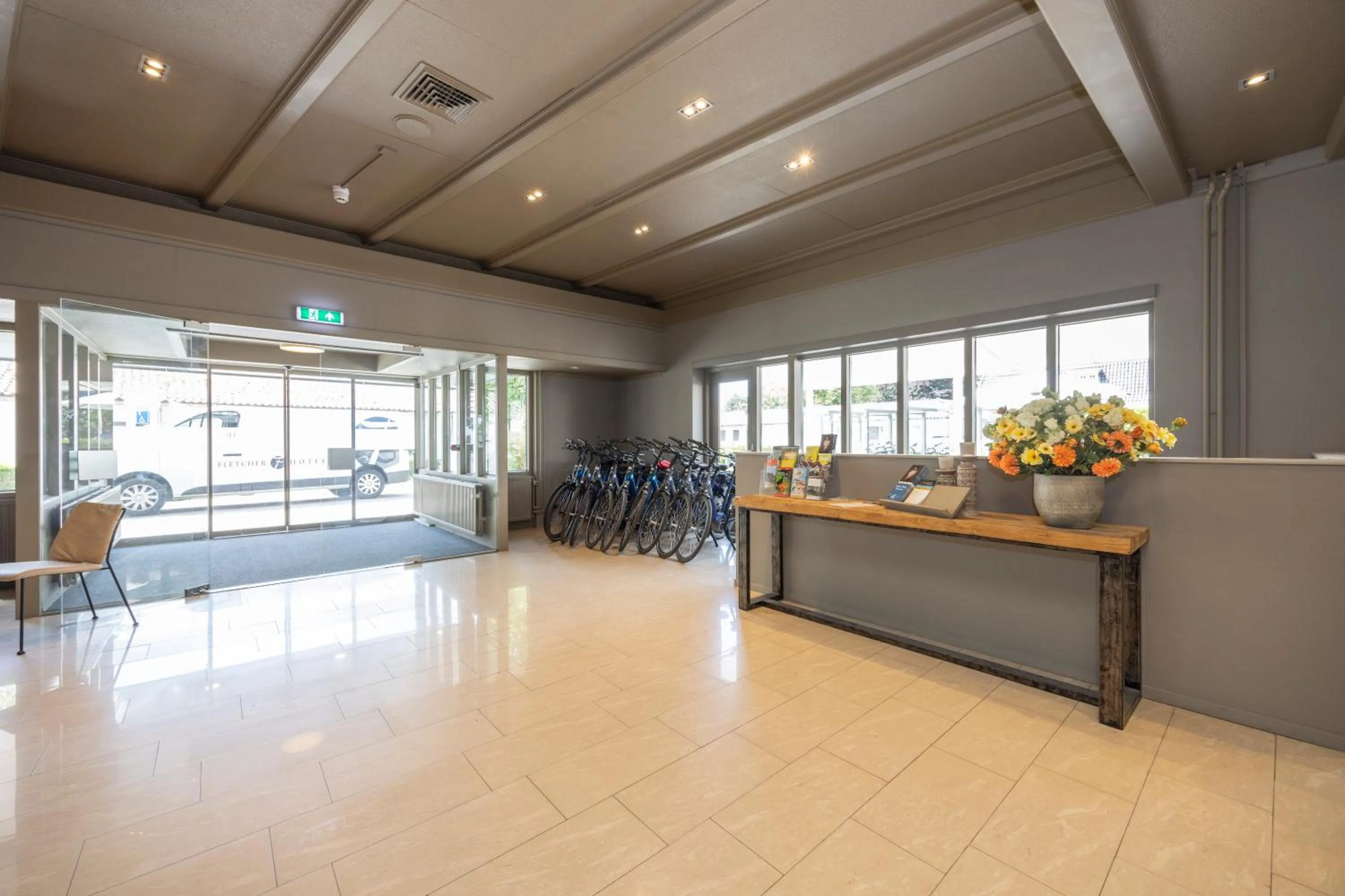 Facade/entrance in Fletcher Hotel-Restaurant Het Witte Huis