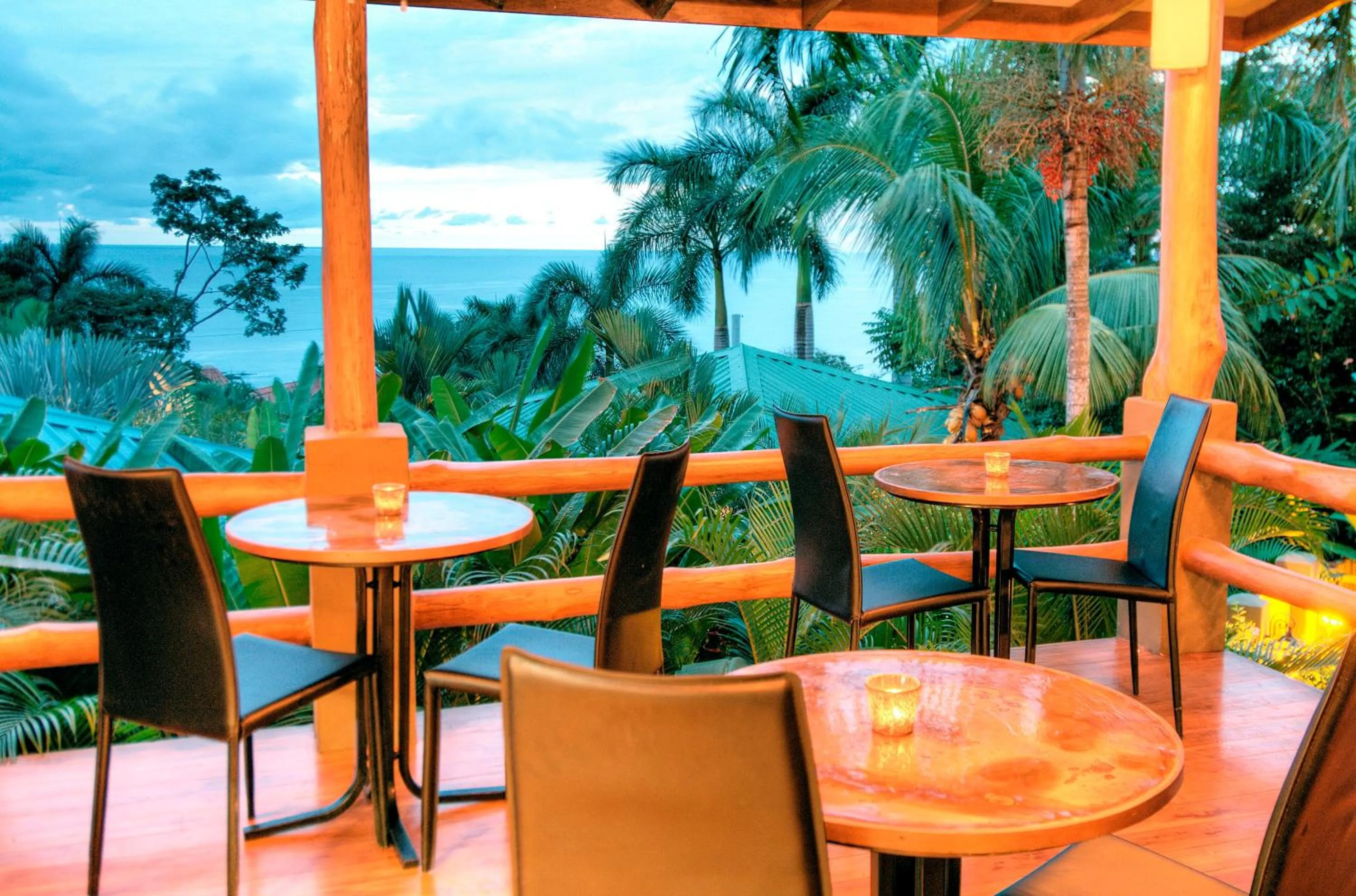 Restaurant/places to eat in Casa Chameleon Hotel Mal Pais - Adults Only