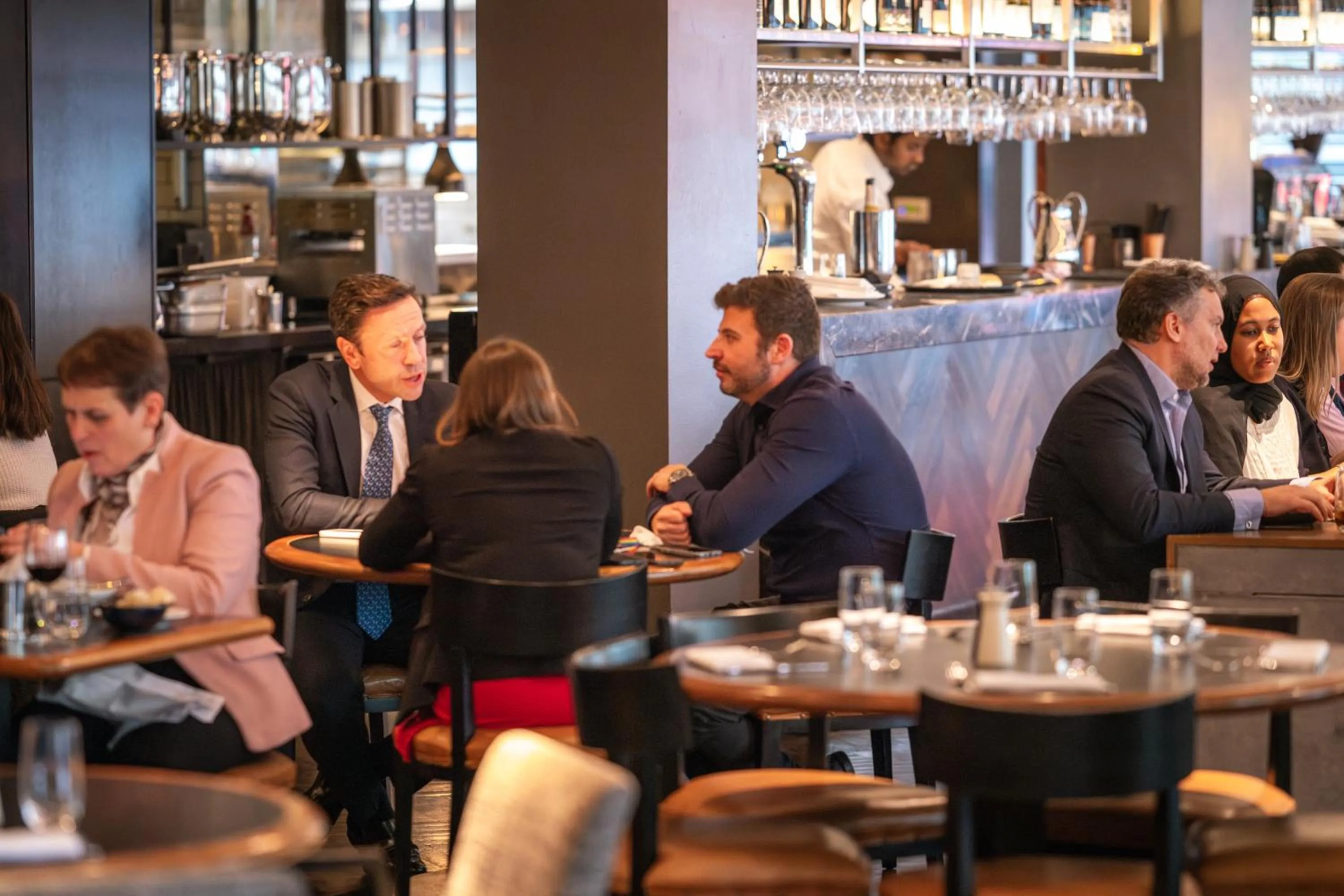 Restaurant/places to eat in South Place Hotel