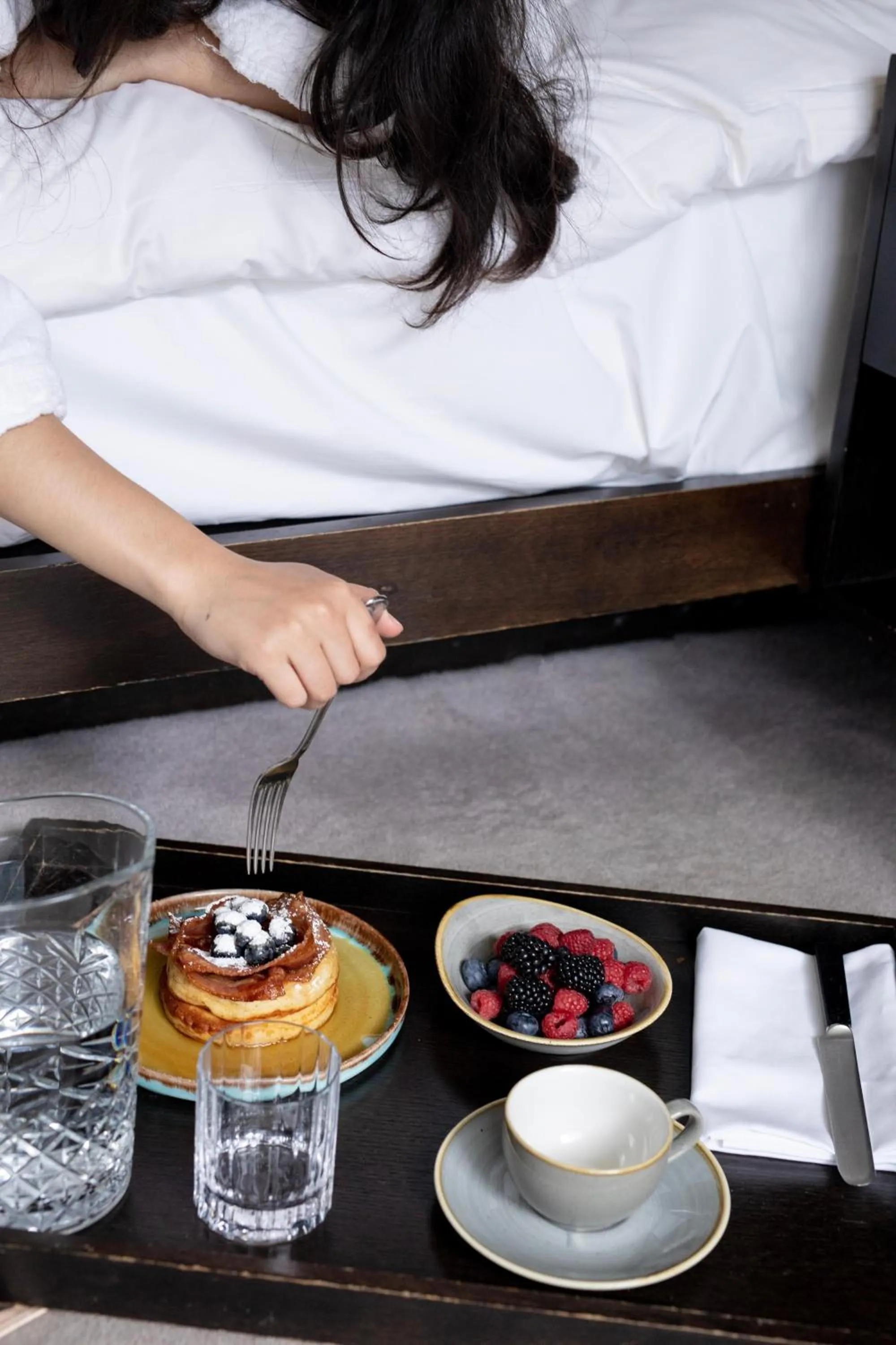 Food, Bed in South Place Hotel