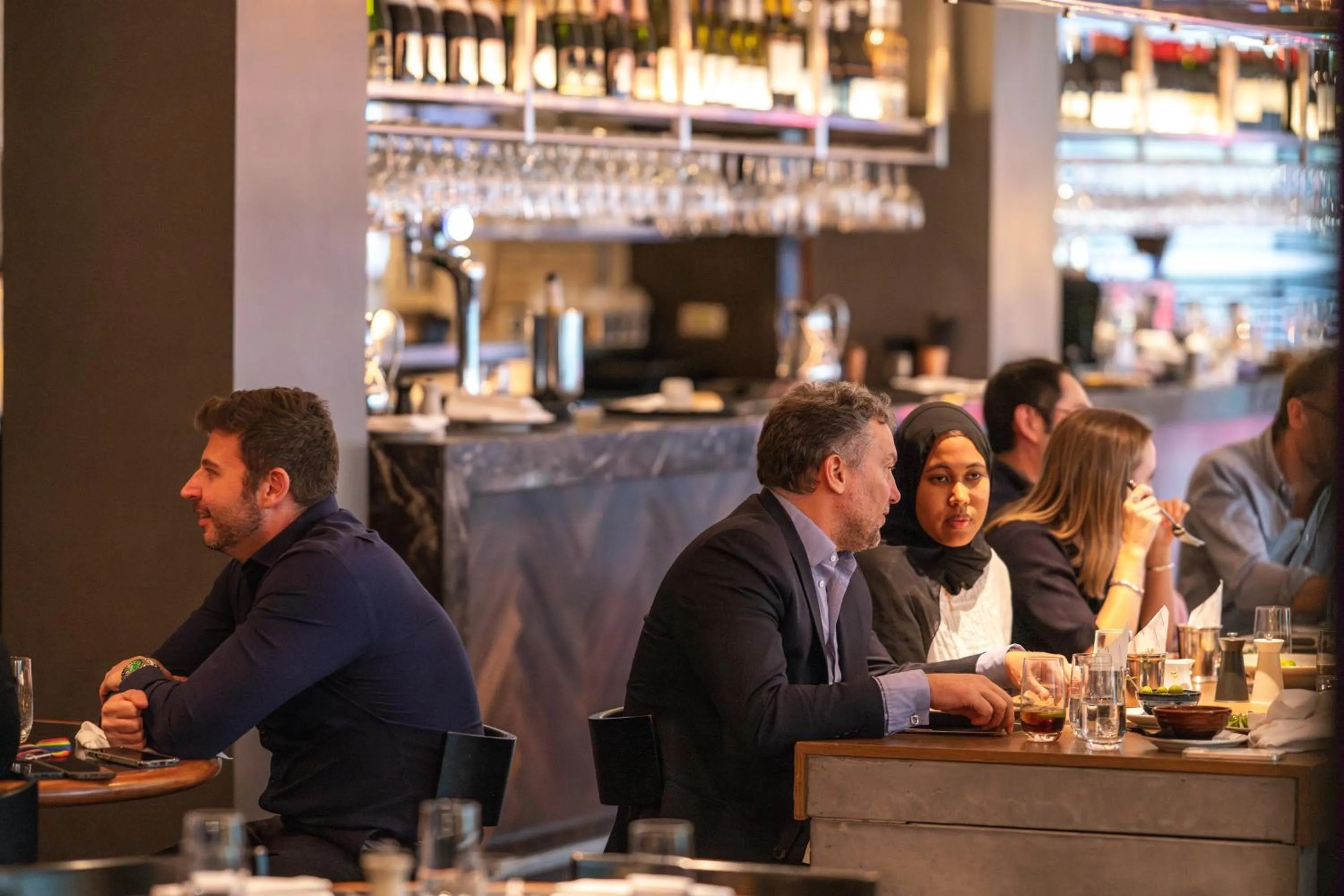 Restaurant/places to eat in South Place Hotel