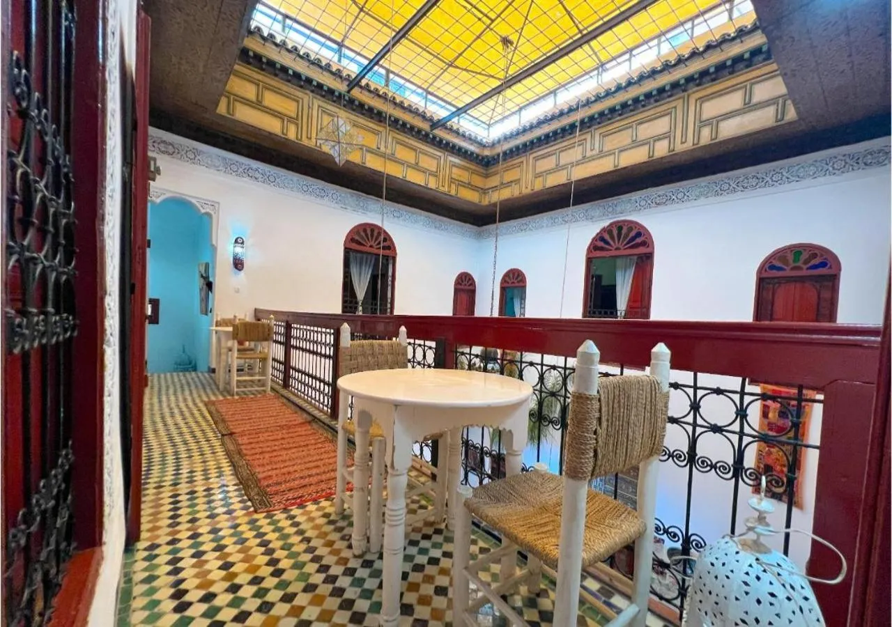 Restaurant/places to eat in Riad Dar Iman