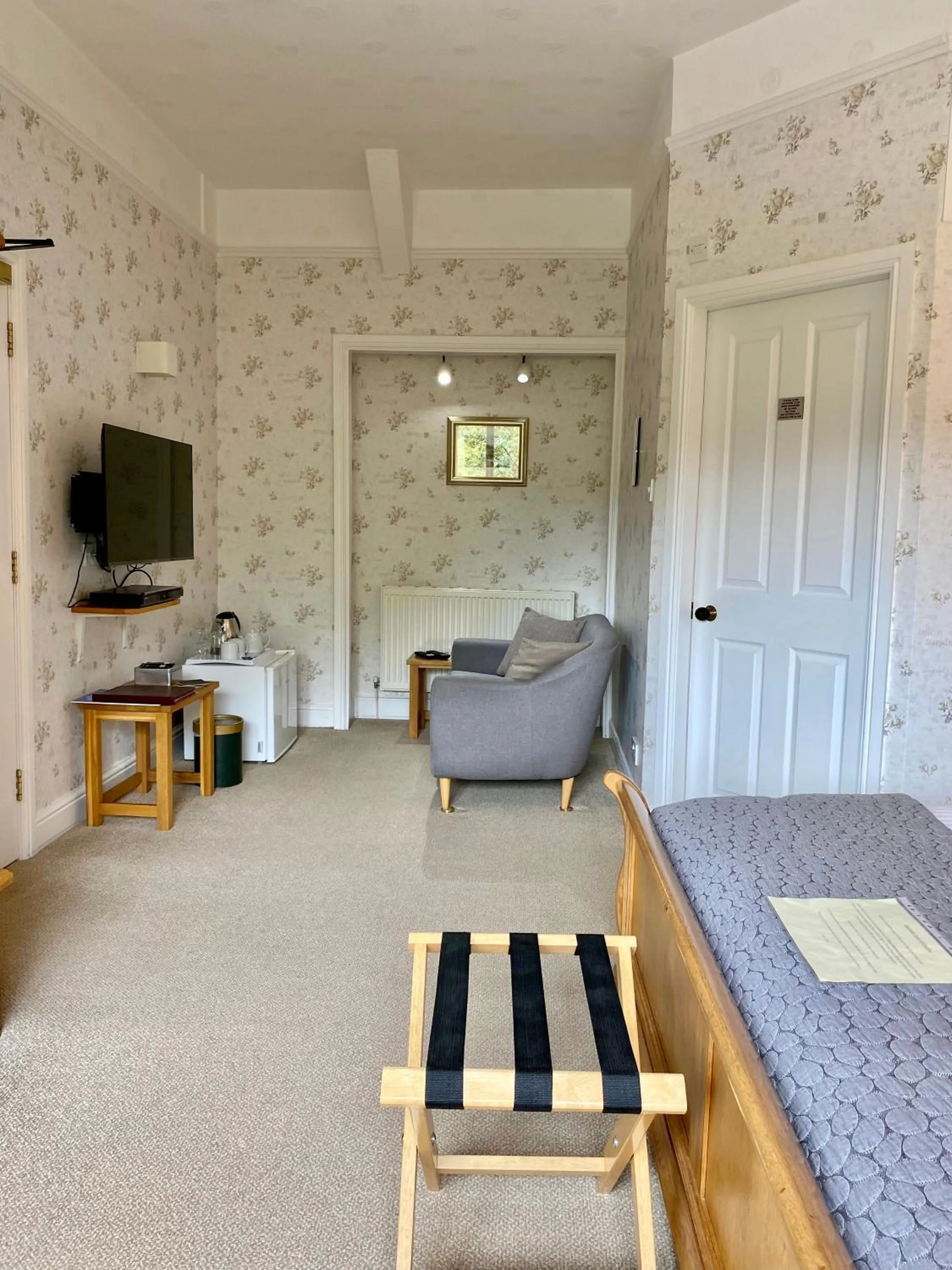 Photo of the whole room, Bed in Crow How Country Guest House