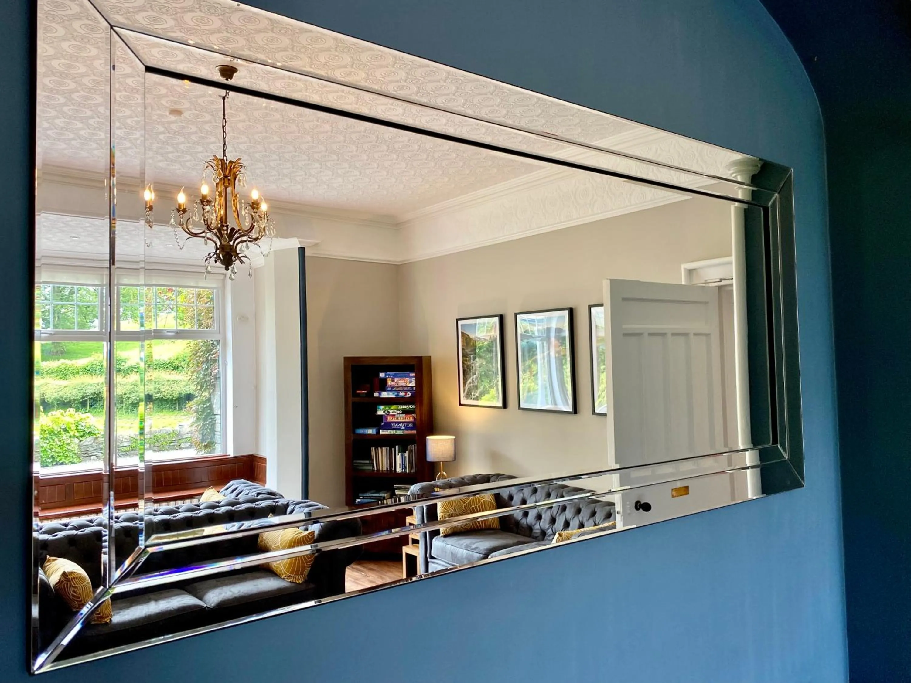 Living room in Crow How Country Guest House