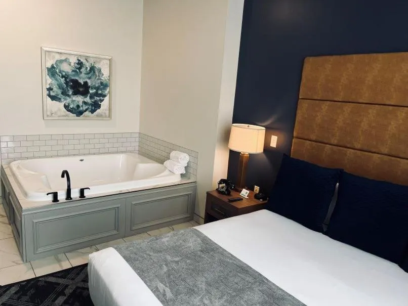 Bedroom, Bed in Hotel at Old Town