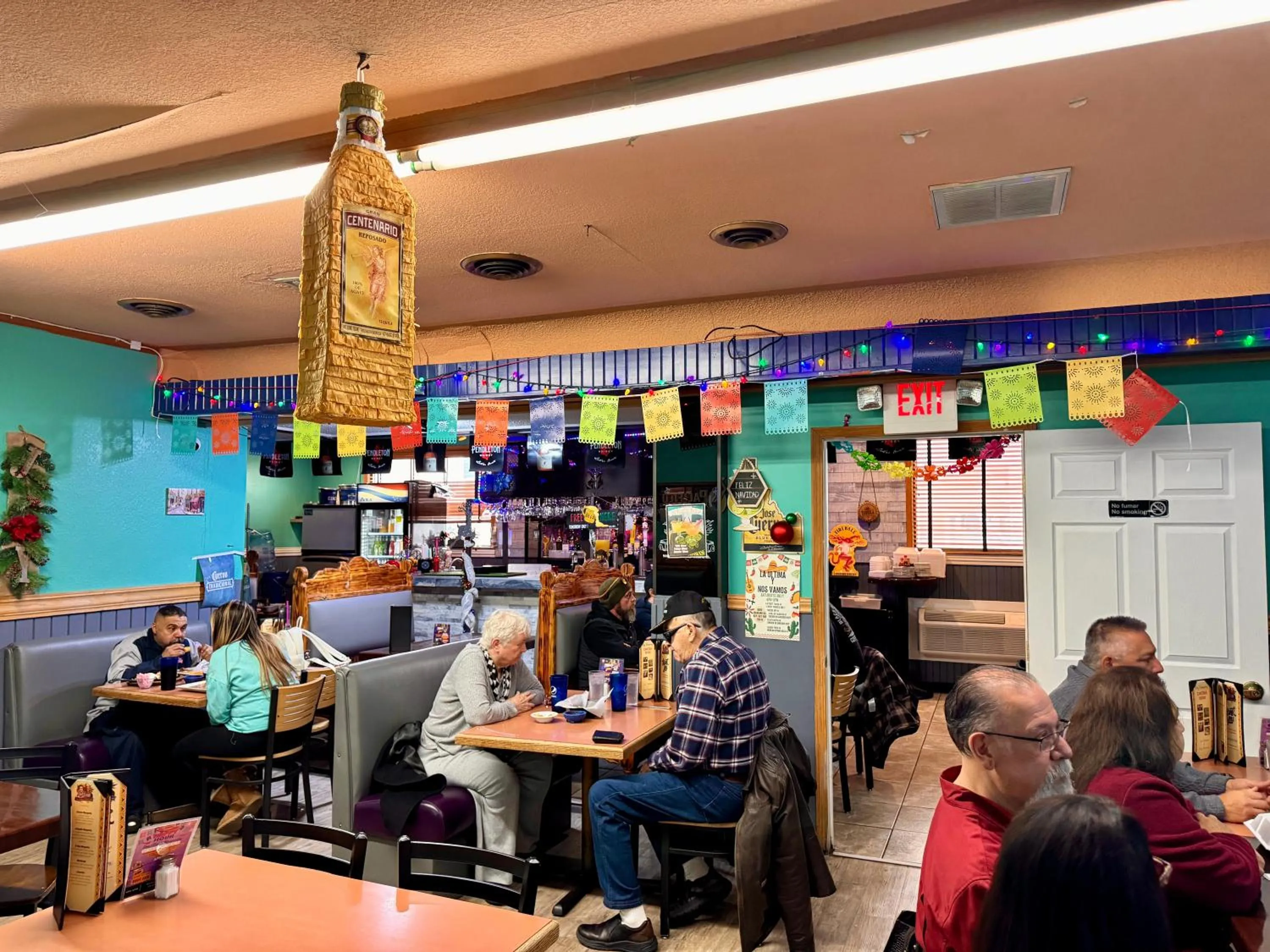 Restaurant/places to eat in Nampa Downtown Inn