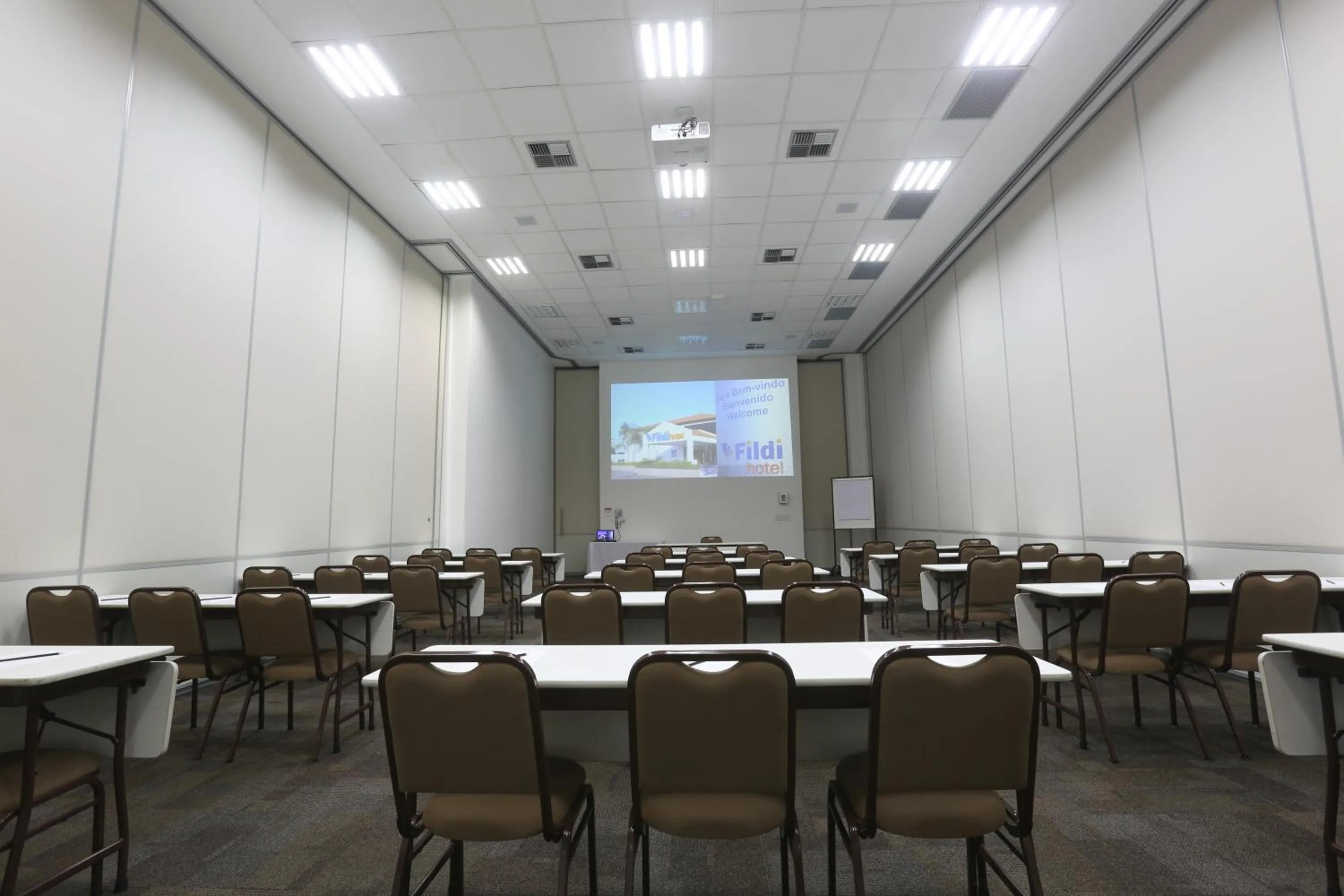 Meeting/conference room in Fildi Hotel