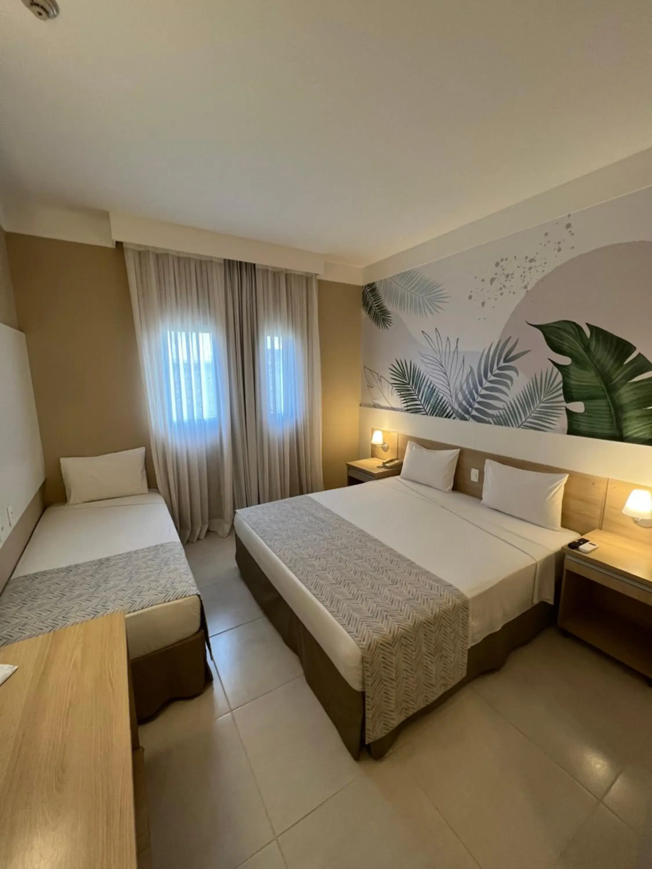 Standard Triple Room in Fildi Hotel Standard Triple Room in Fildi Hotel