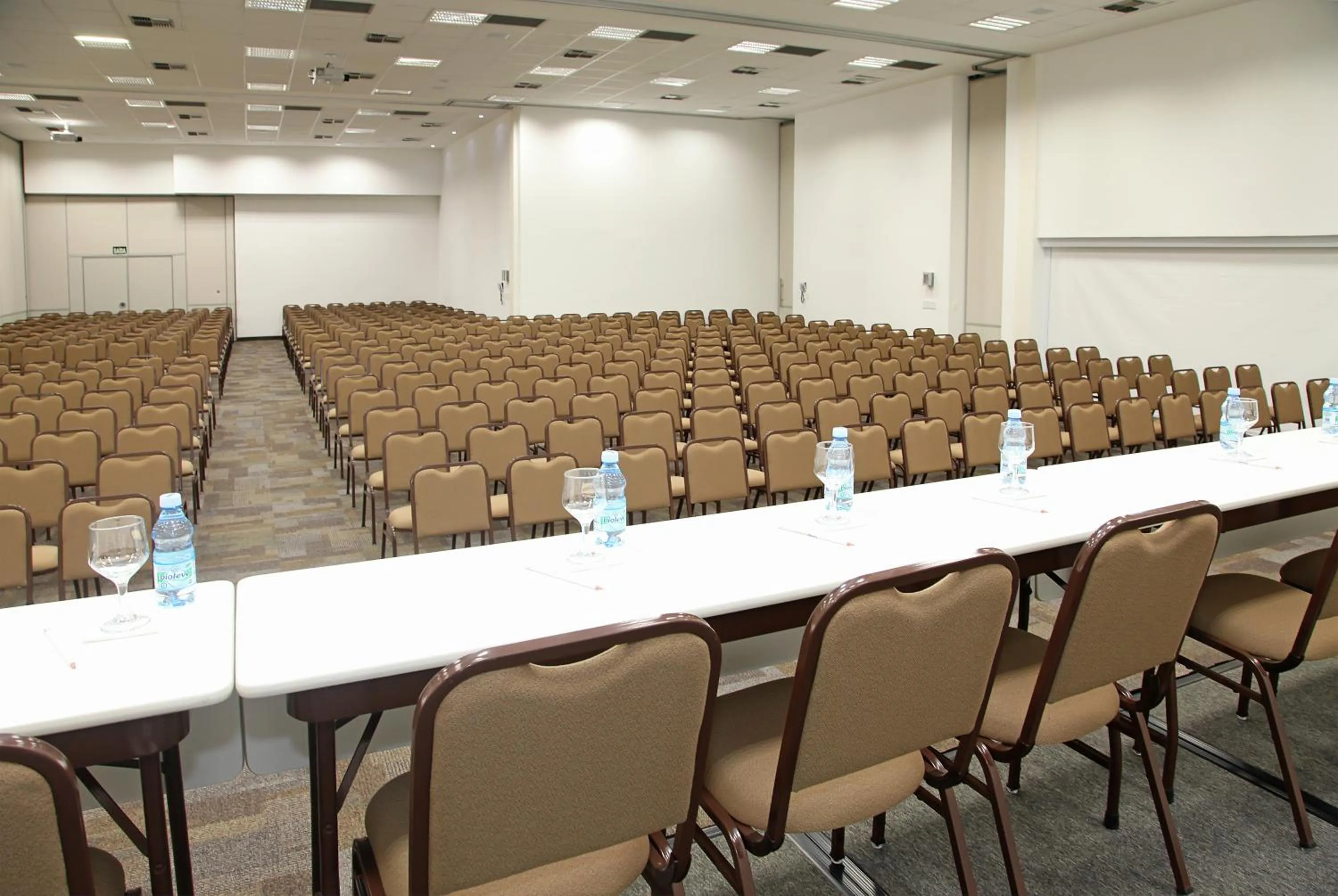 Business facilities in Fildi Hotel