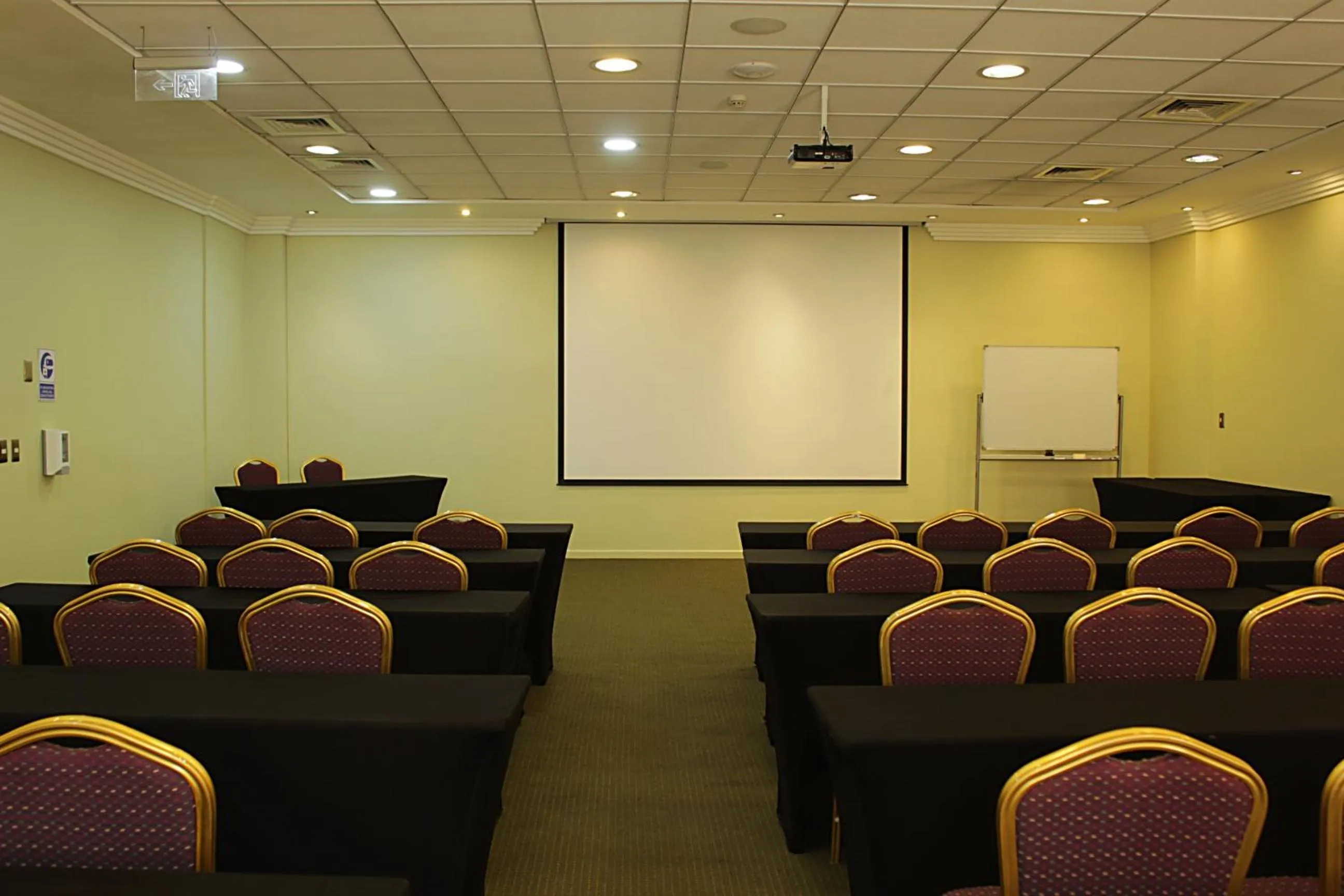 Meeting/conference room in Hotel Diego de Almagro Iquique