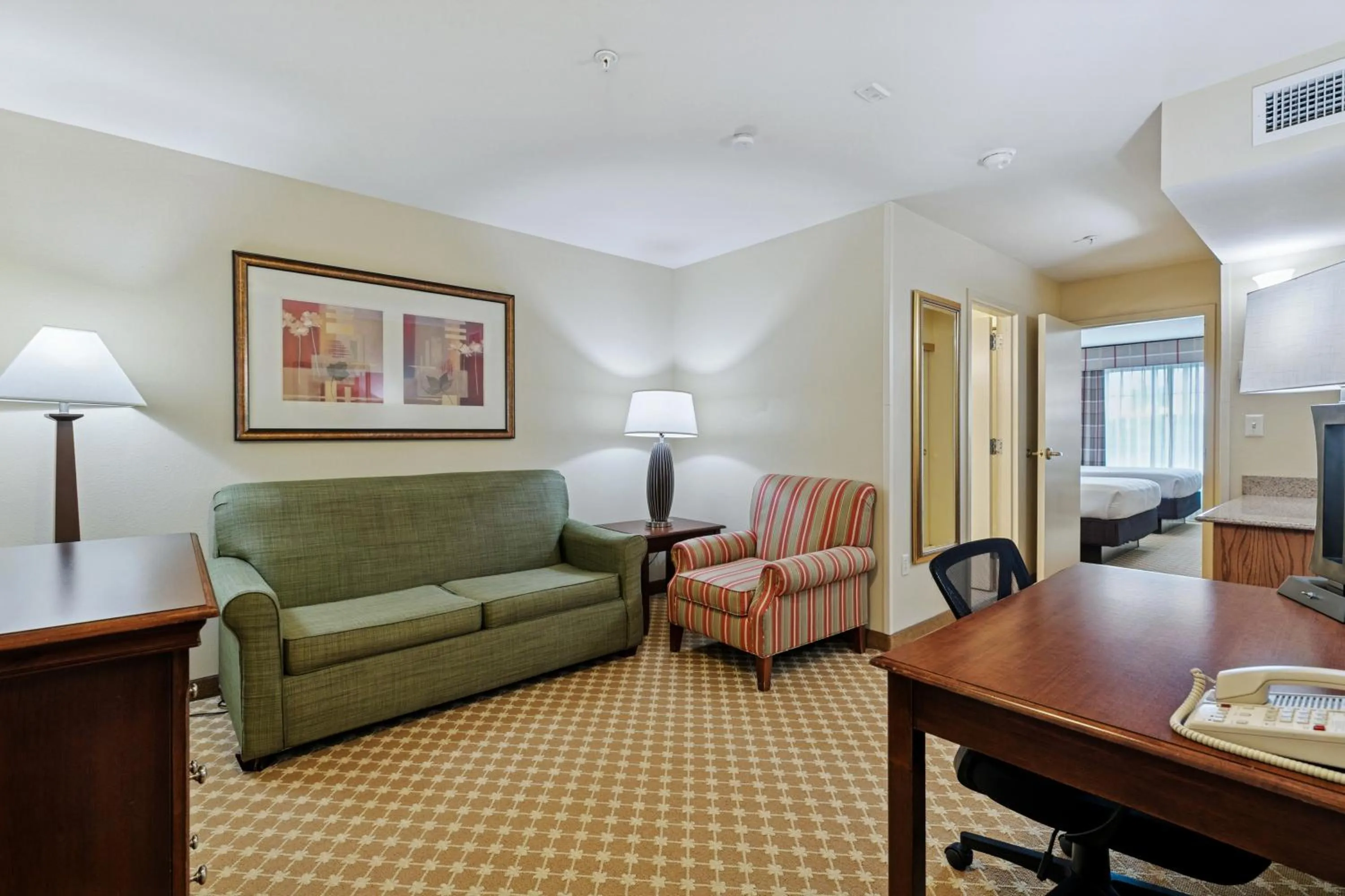 Country Inn & Suites by Radisson, Covington, LA