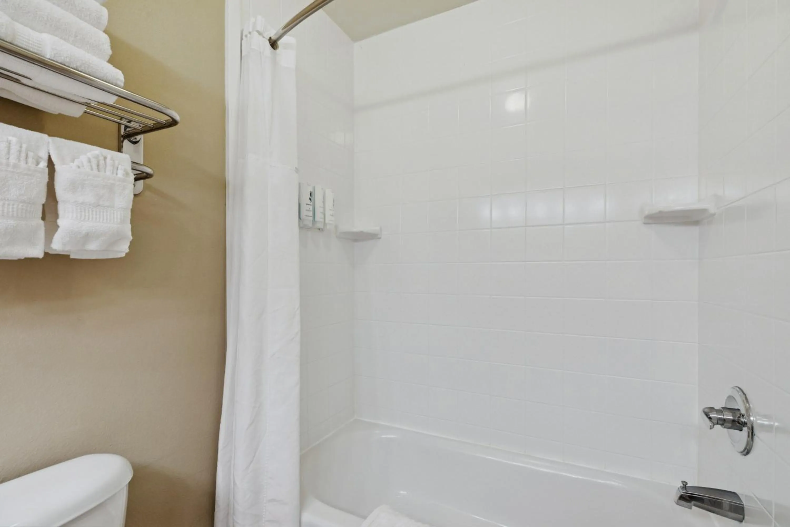 Country Inn & Suites by Radisson, Covington, LA