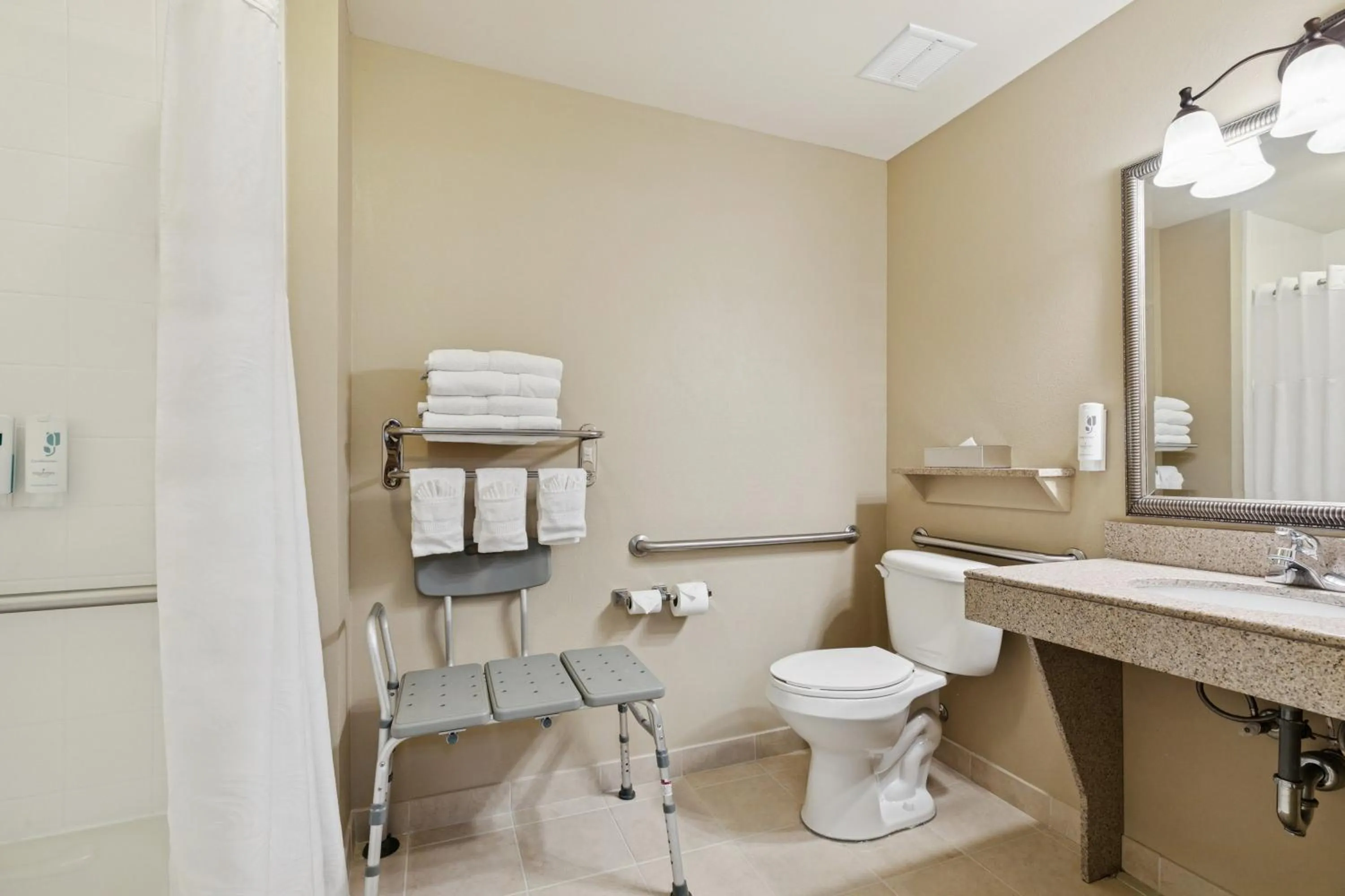 Country Inn & Suites by Radisson, Covington, LA