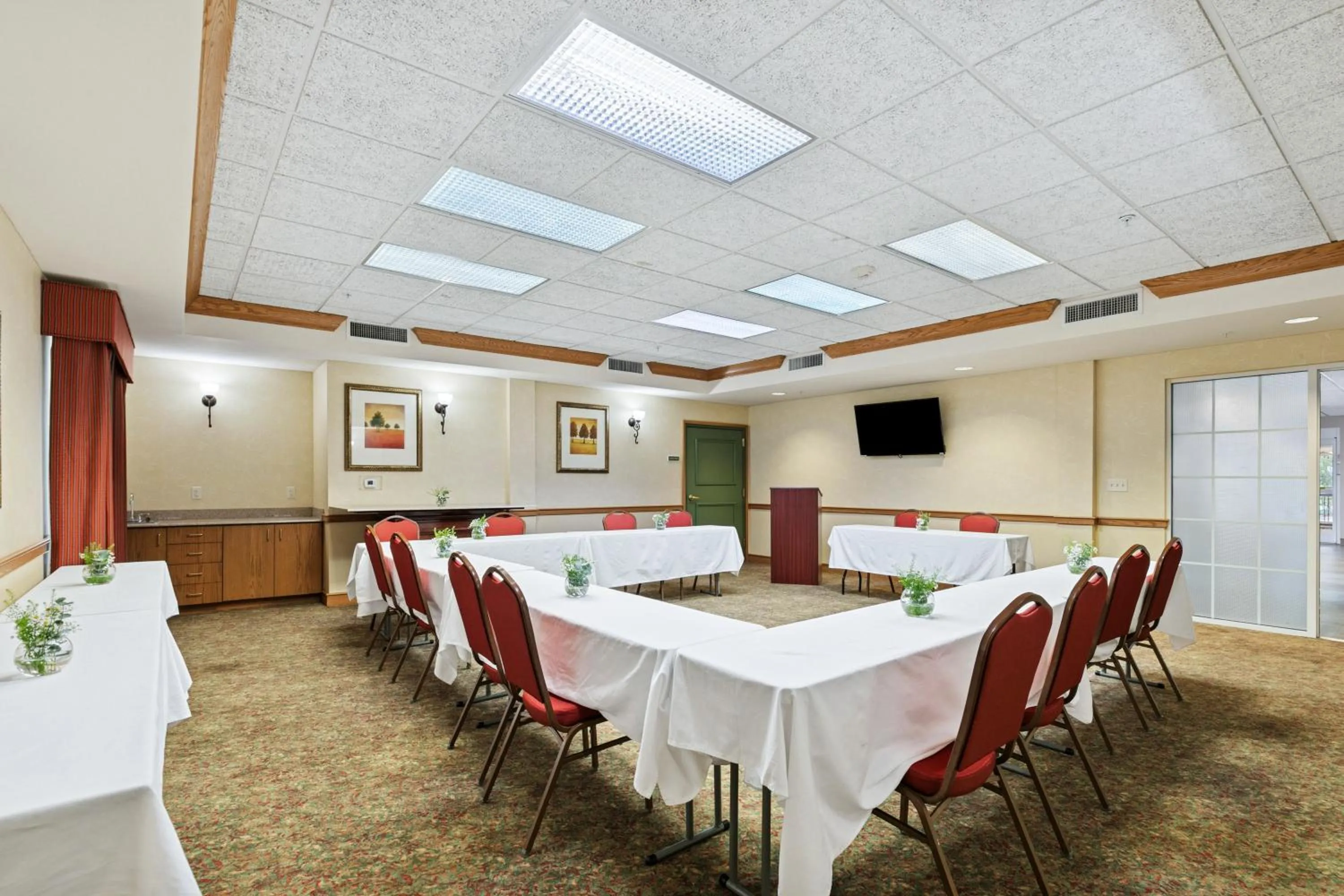 Country Inn & Suites by Radisson, Covington, LA