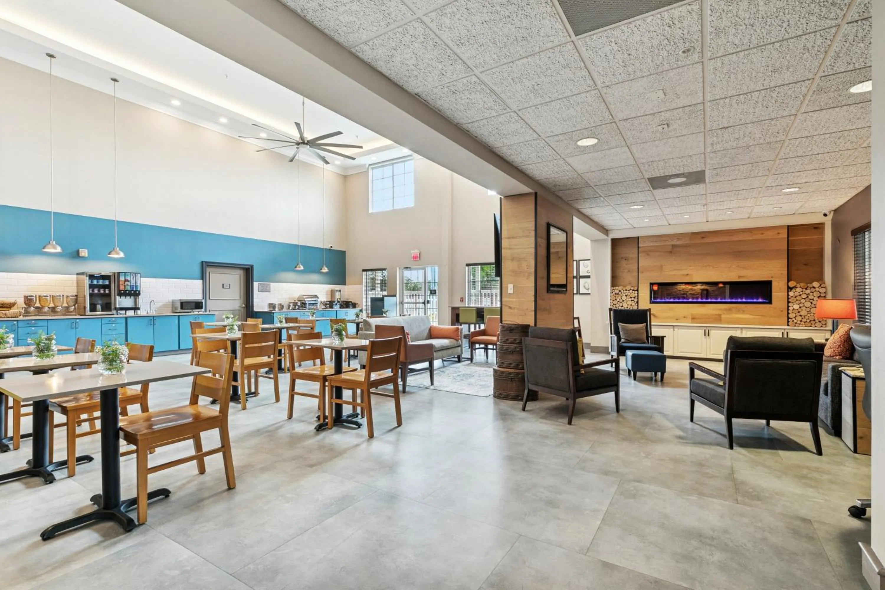 Country Inn & Suites by Radisson, Covington, LA