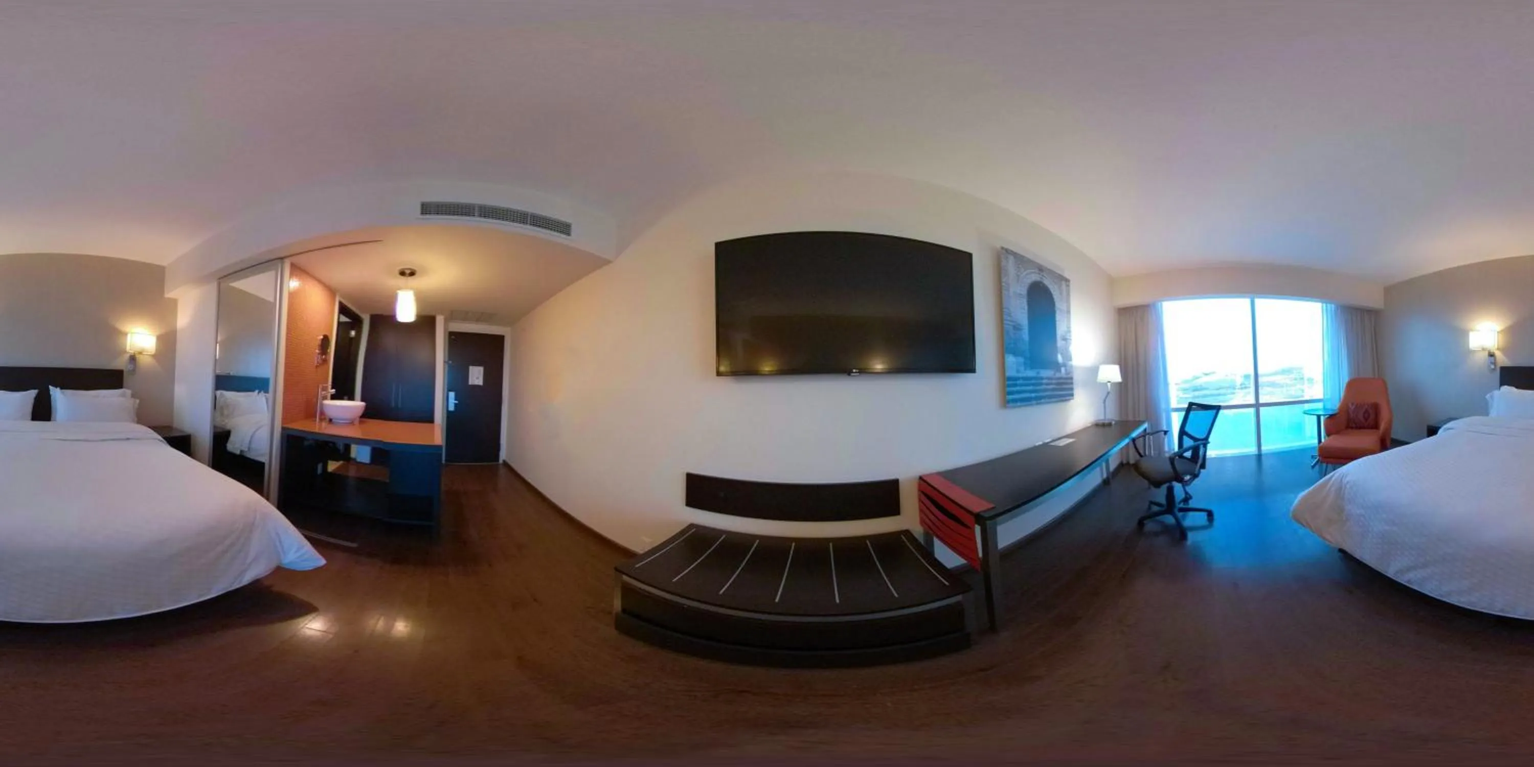 Photo of the whole room, Bed in Fiesta Inn Zacatecas