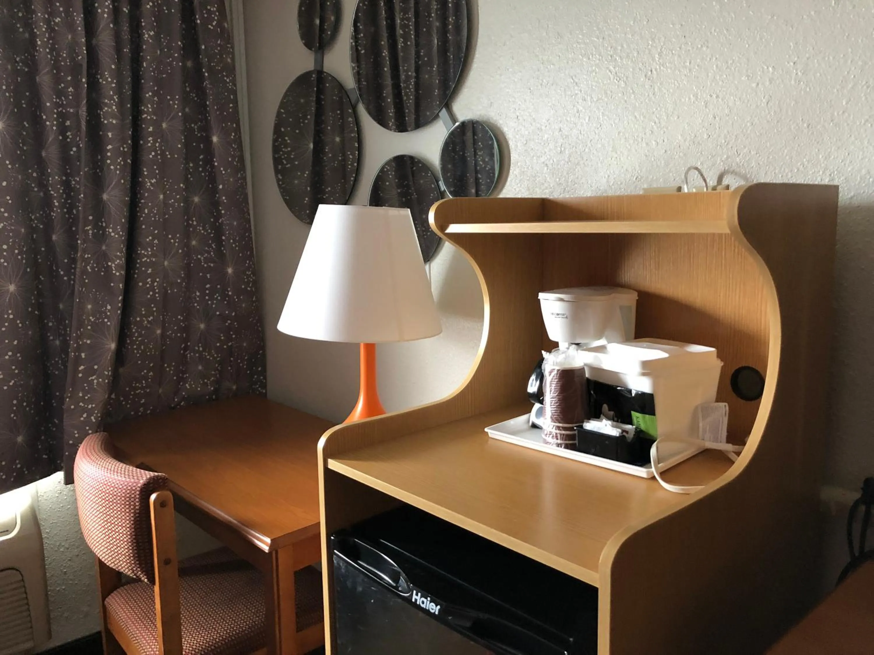 hair dresser in Howard Johnson by Wyndham Salem