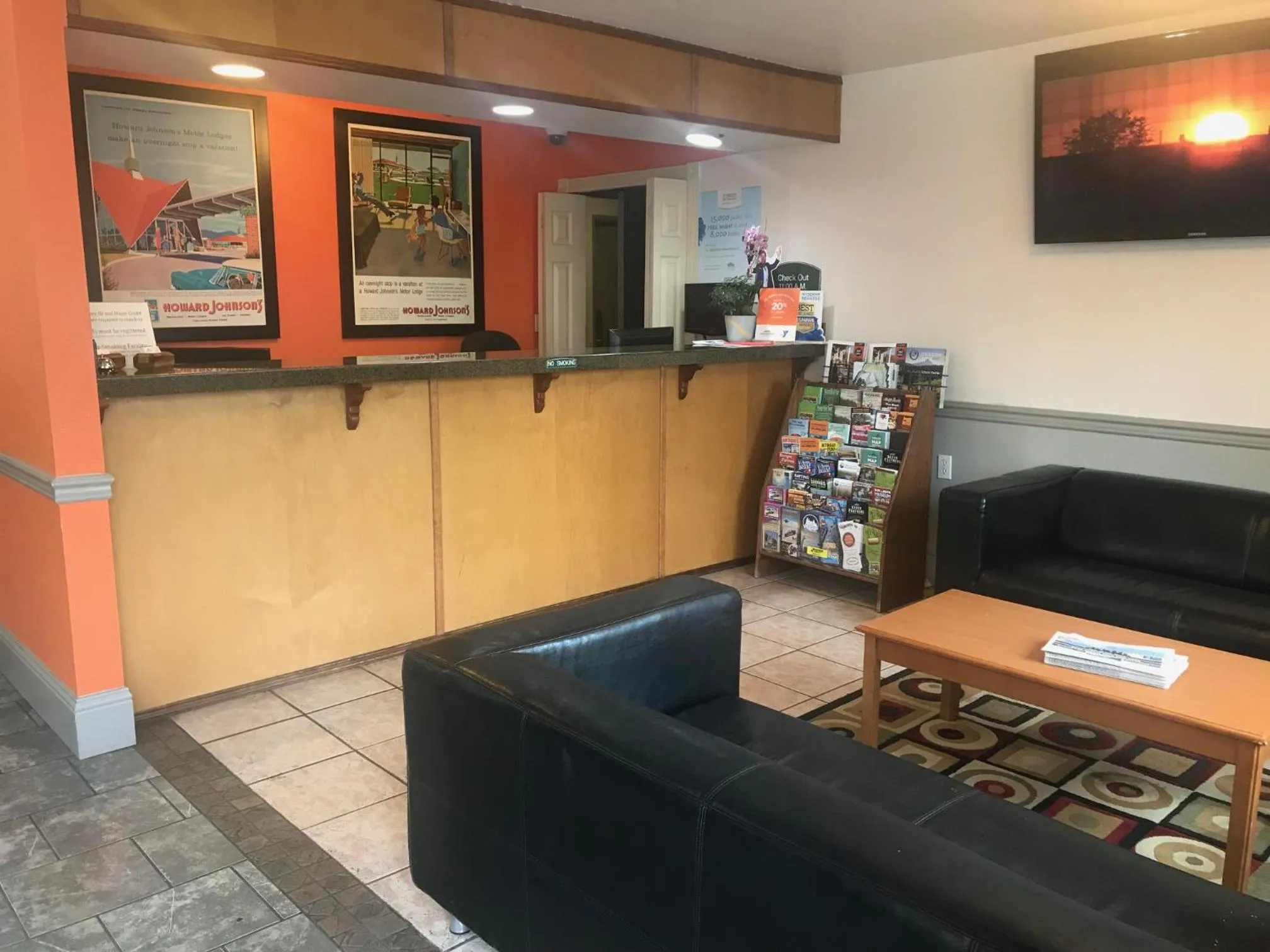 Lobby or reception in Howard Johnson by Wyndham Salem