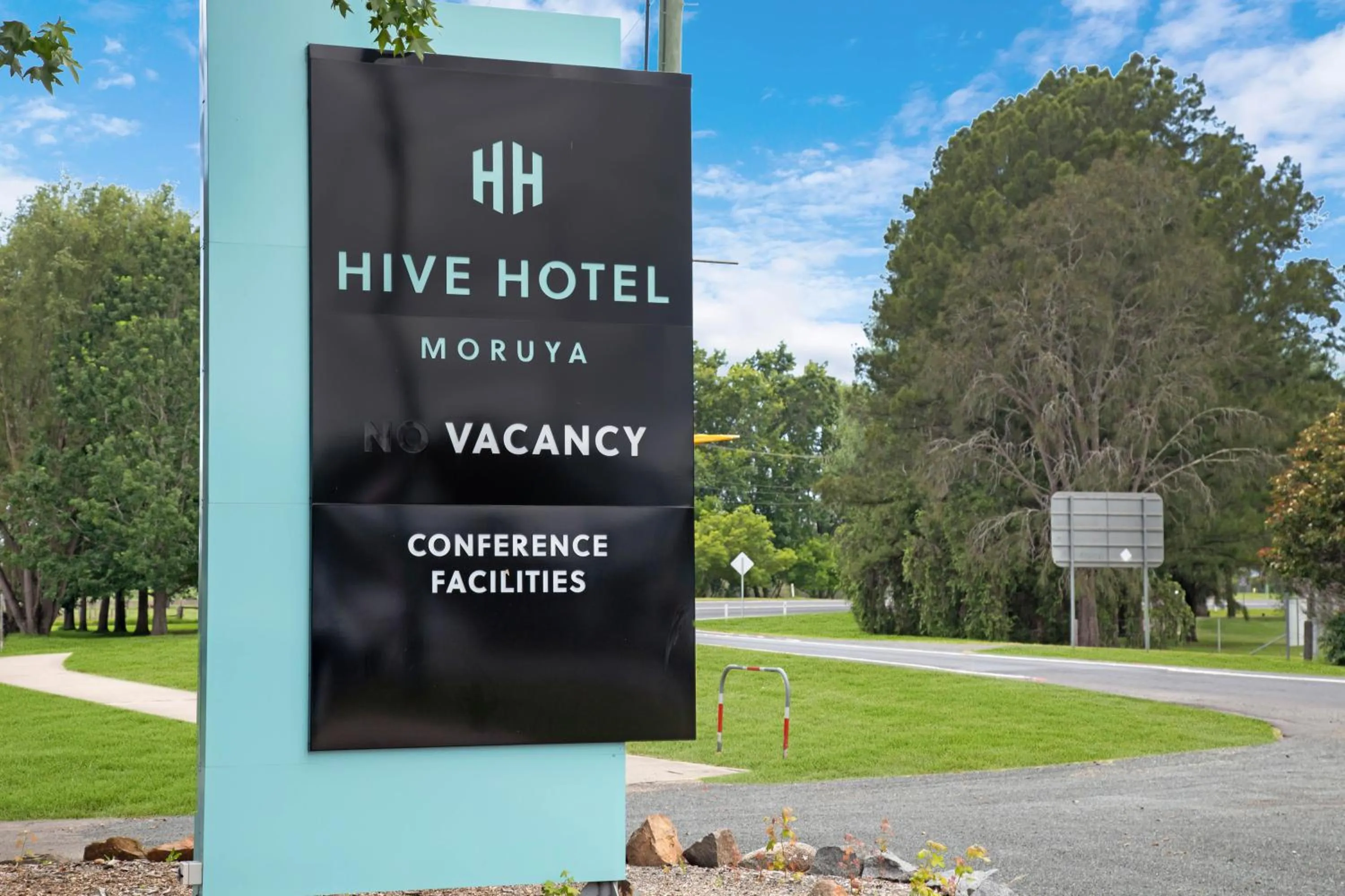 Property logo or sign in Hive Hotel, Moruya