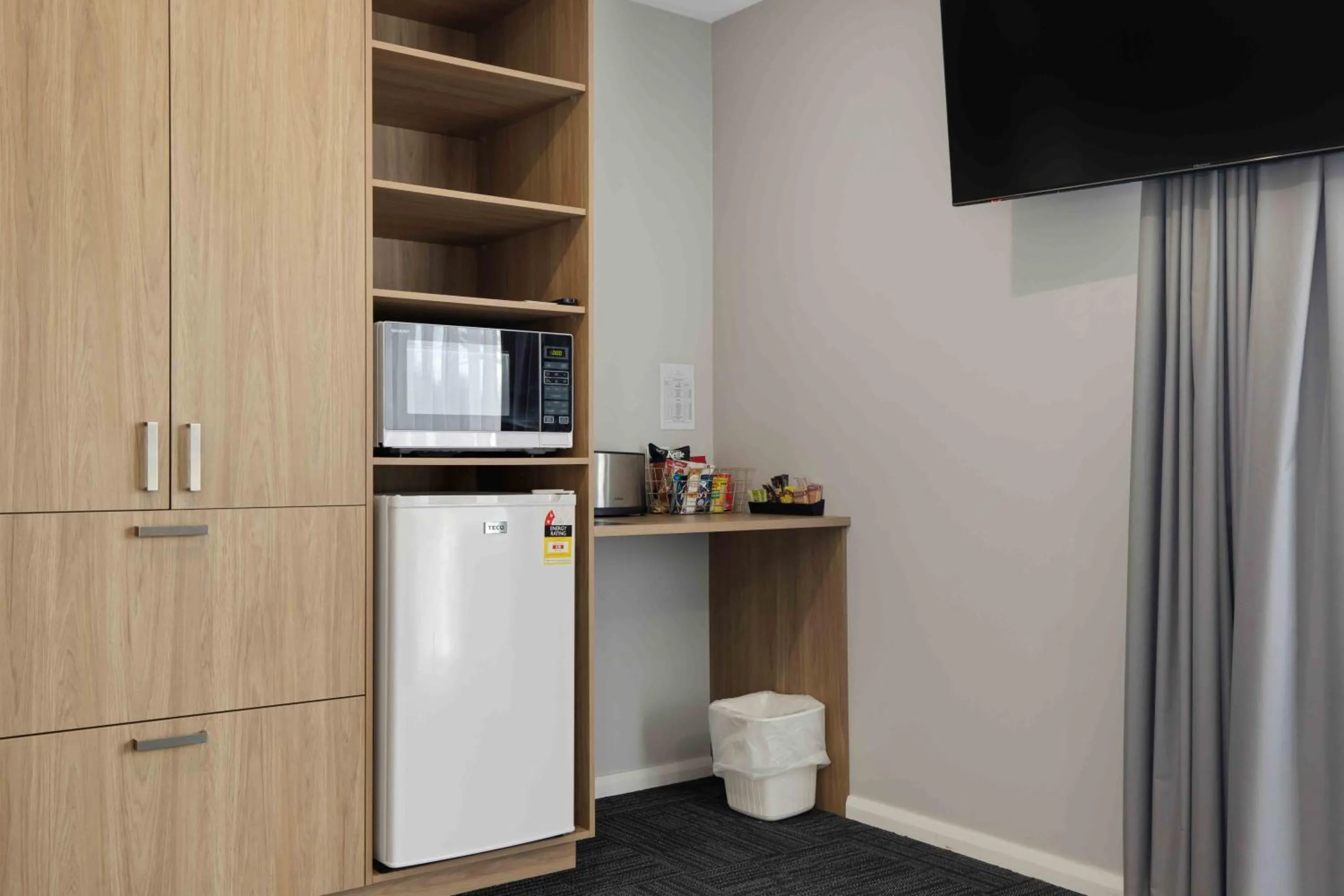 Kitchen or kitchenette in Hive Hotel, Moruya