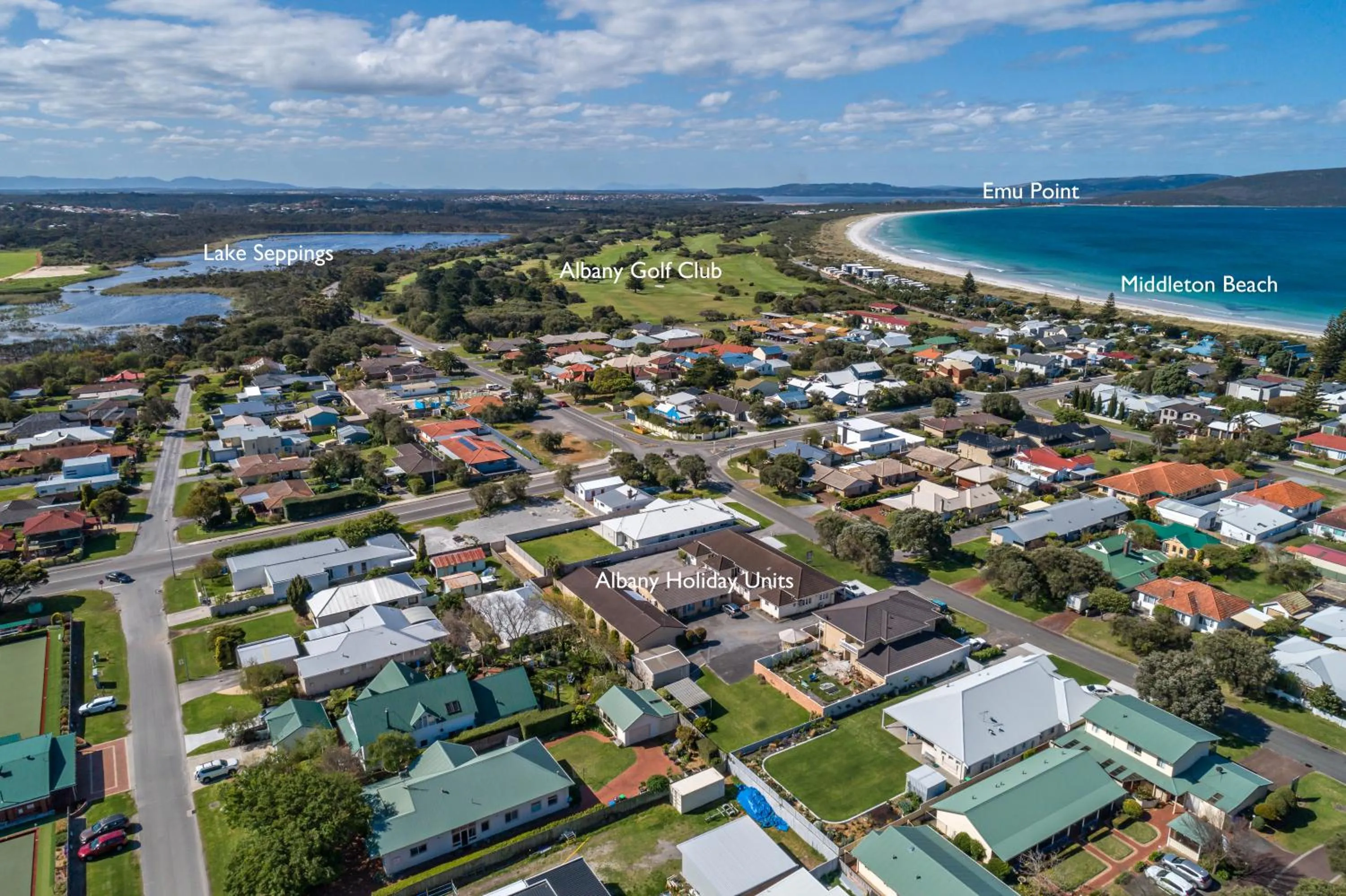 Albany Holiday Units