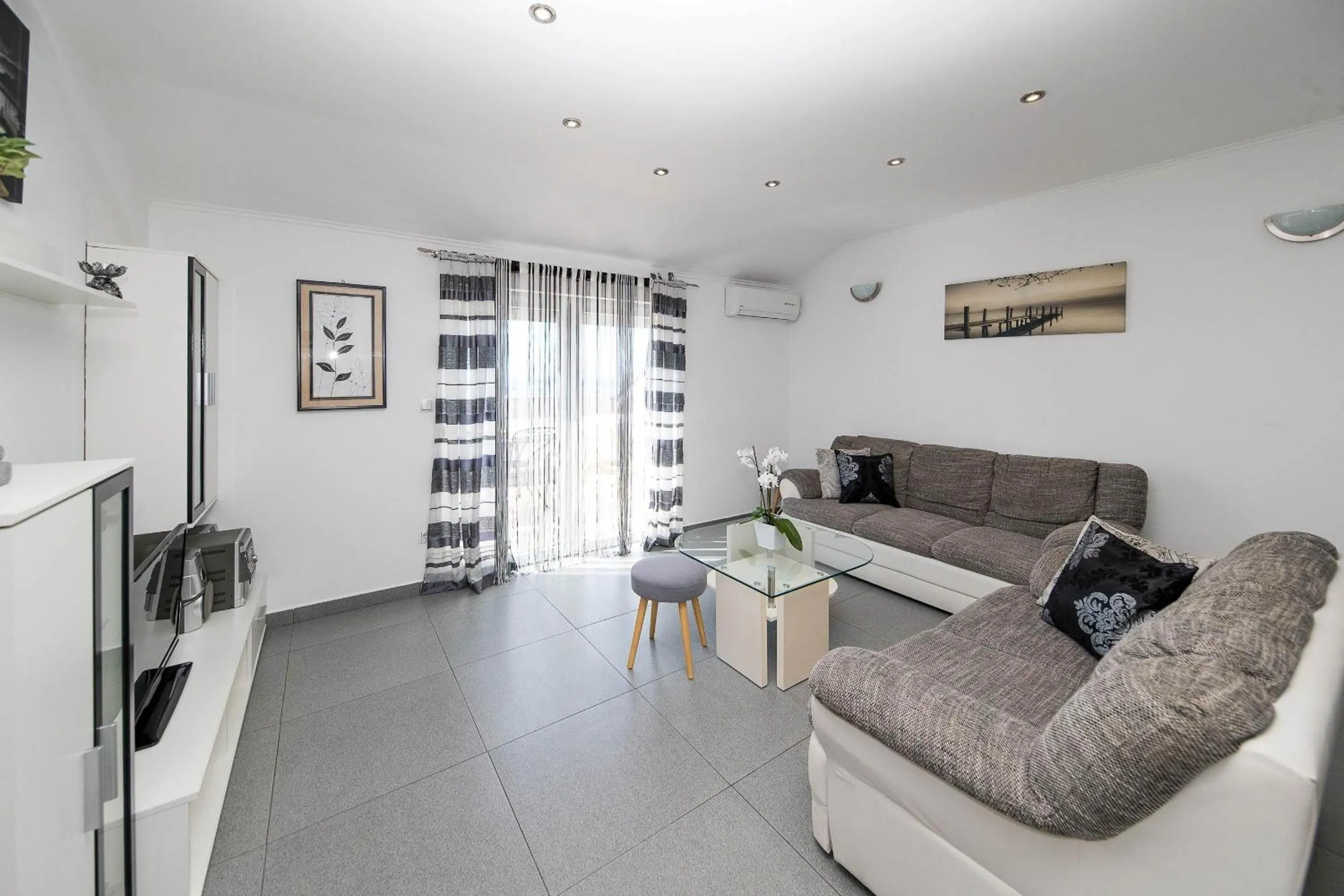 Apartmani Jordanka