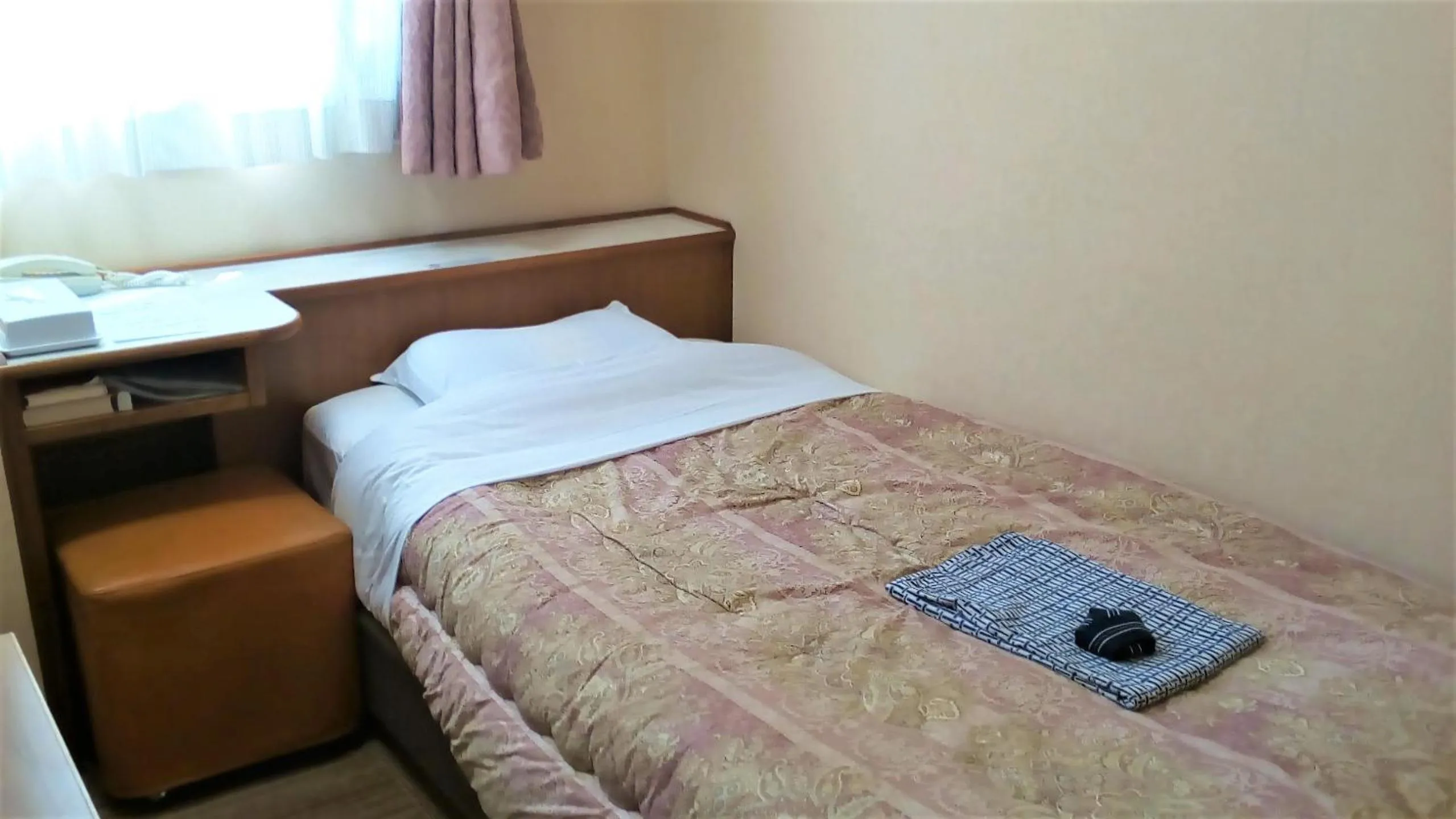 Bed in Matsue Plaza Hotel