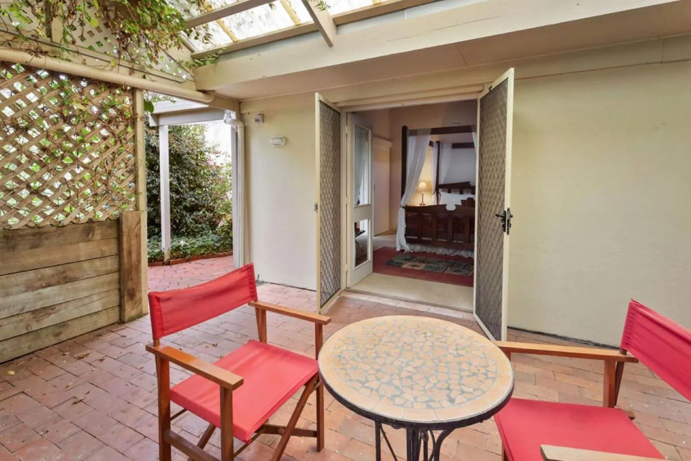 Inner courtyard view in Clarendon Chalets