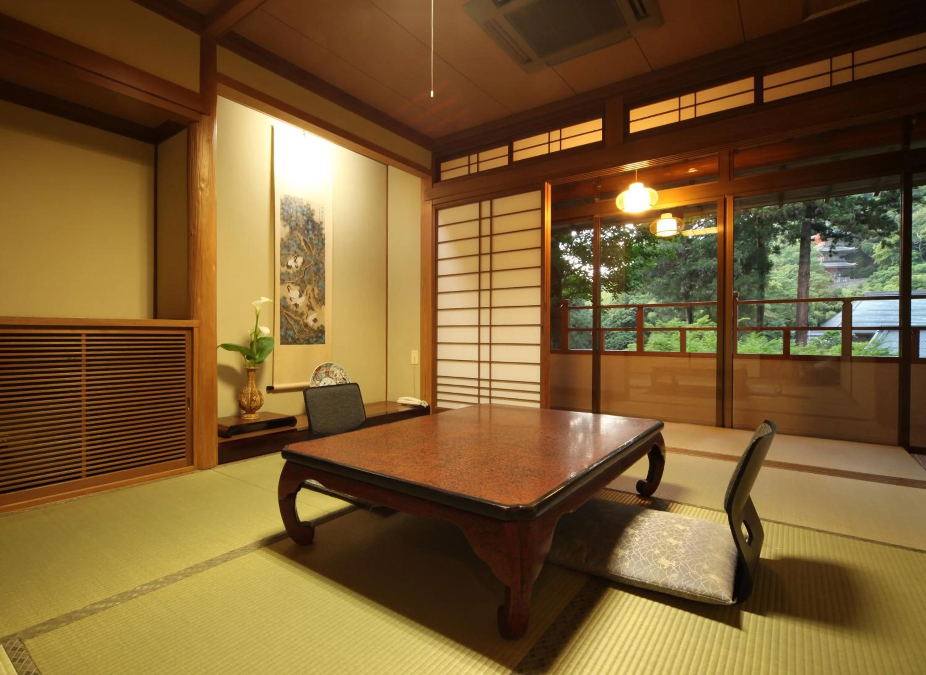 Photo of the whole room in Ryokan Koyokan