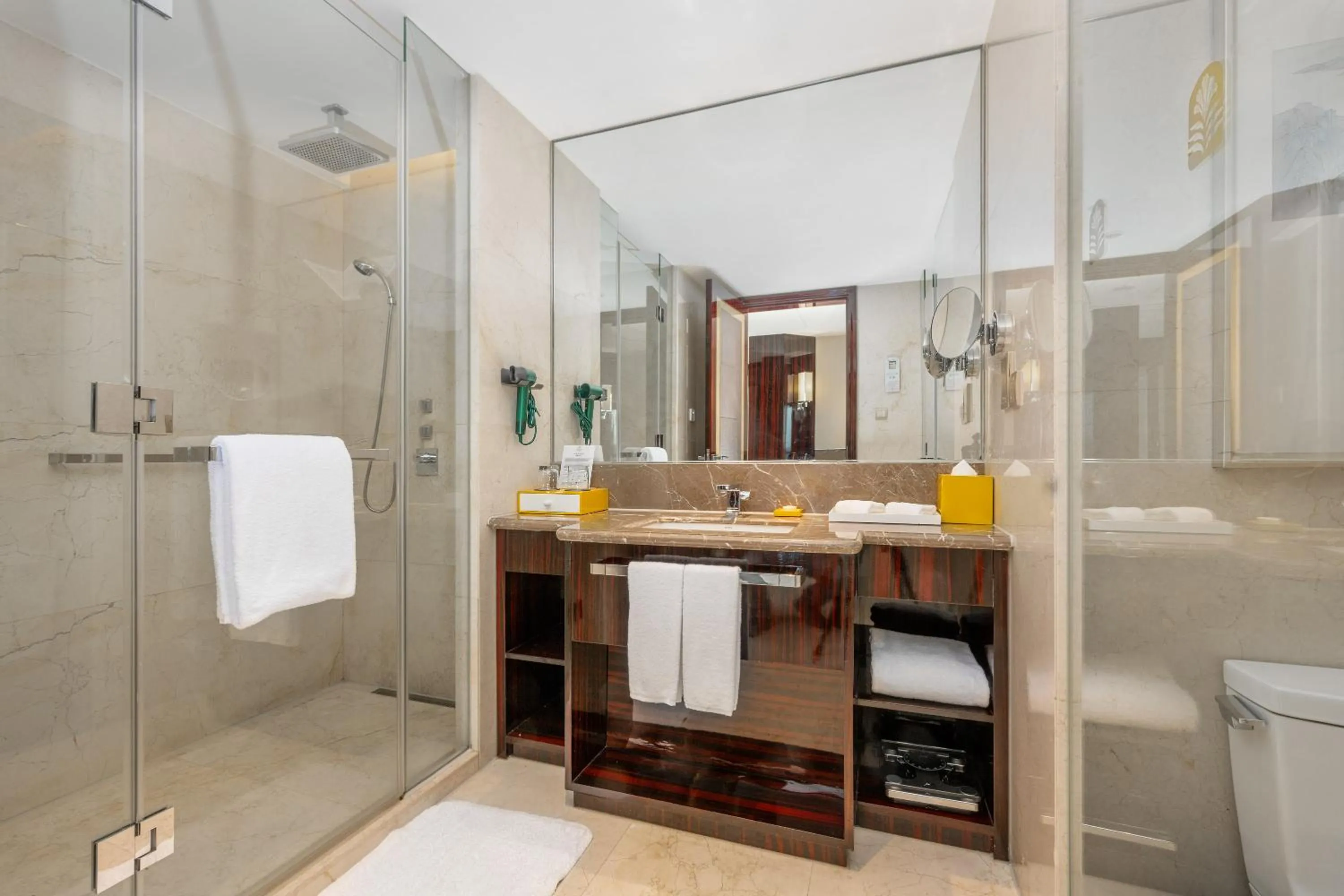 Bathroom in Pan Pacific Ningbo