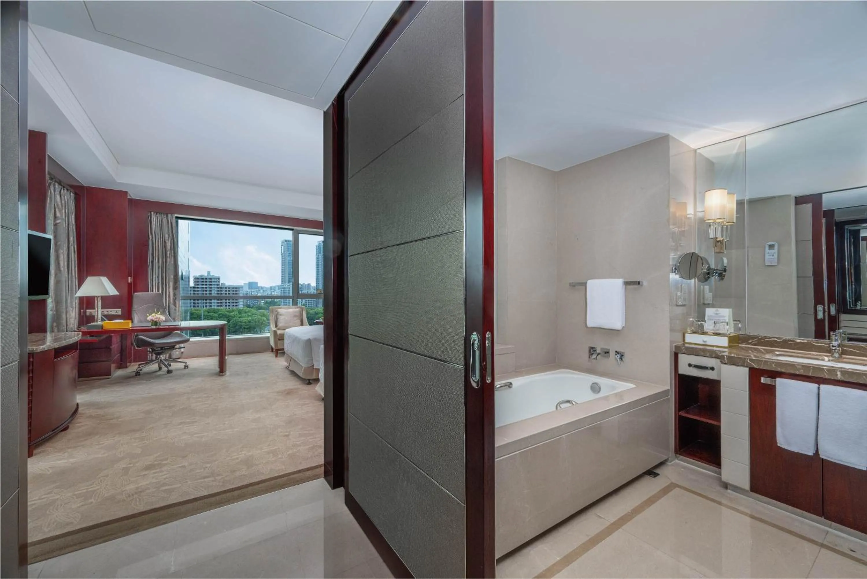 Photo of the whole room, Bed in Pan Pacific Ningbo